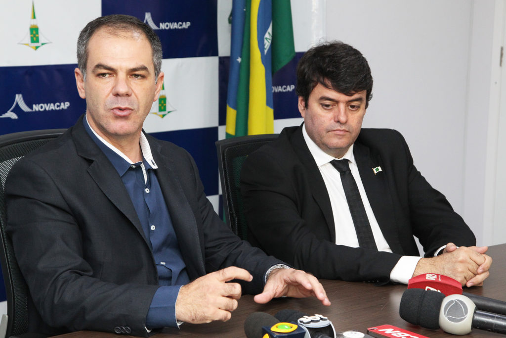 O presidente da Novacap, Júlio Menegotto, acompanhado do diretor-geral do DFTrans, Marcos Tadeu anunciou na tarde desta quinta-feira (1º), a liberação dos espaços da Rodoviária de Brasília que foram interditados devido ao rompimento de cabos de proteção de uma viga, em 10 de outubro.