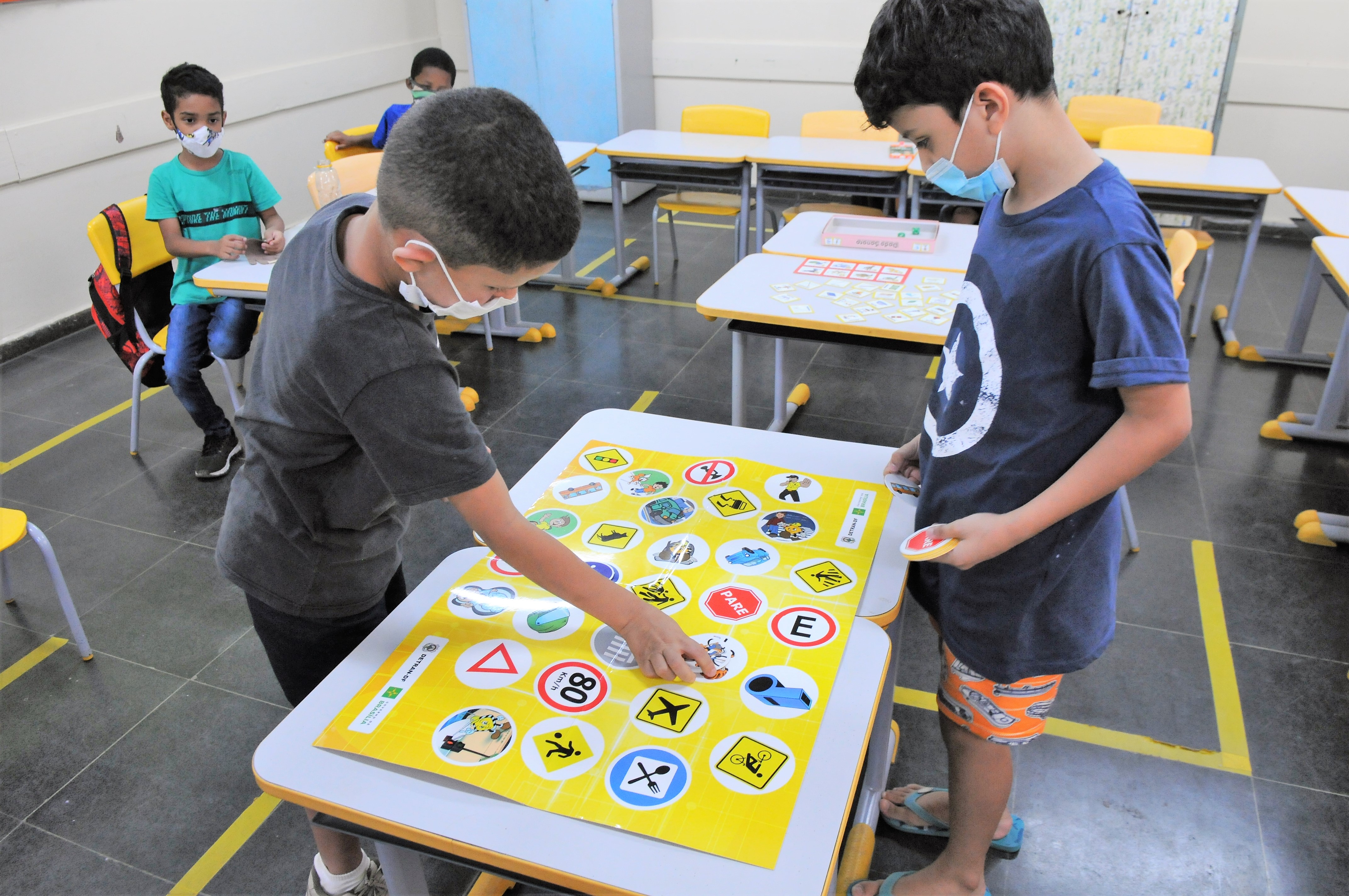 Centro de Educação Angher  3 jogos para crianças até 10 anos