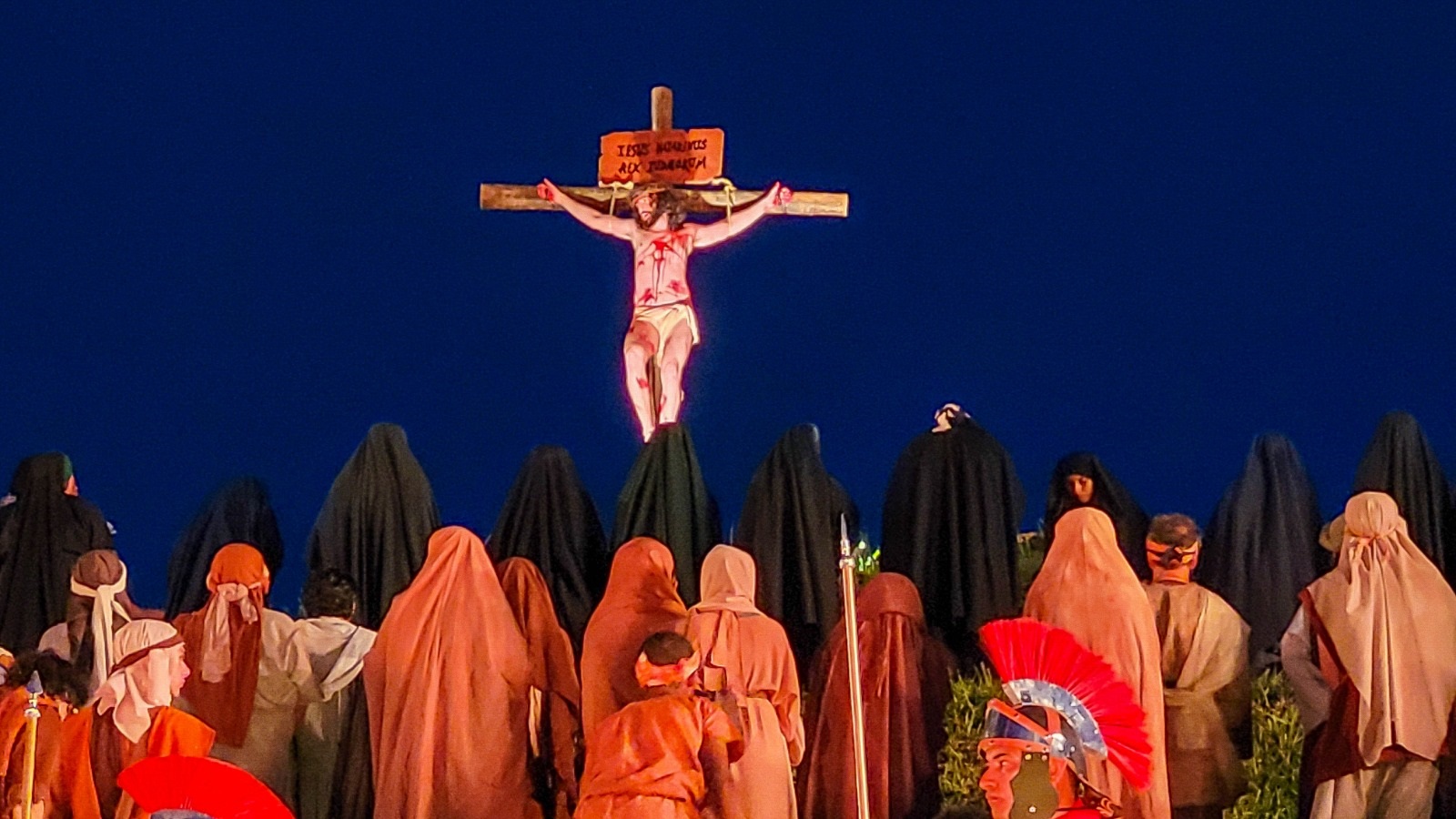 F E Emo O Marcam Encena O Da Paix O De Cristo No Morro Da Capelinha