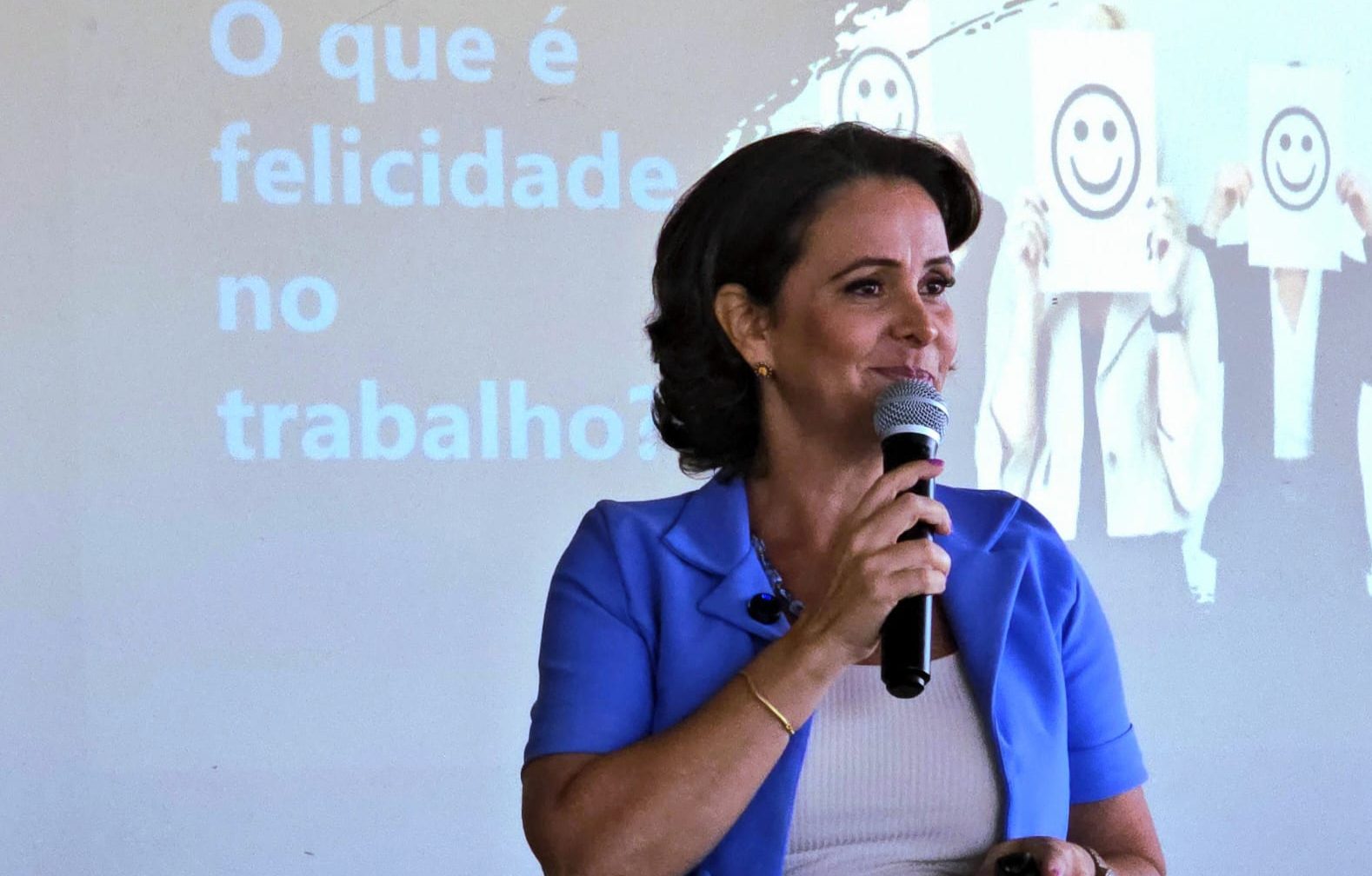 Adriana-Faria-e1726867997588 Workshop discute assuntos relacionados ao bem-estar no trabalho