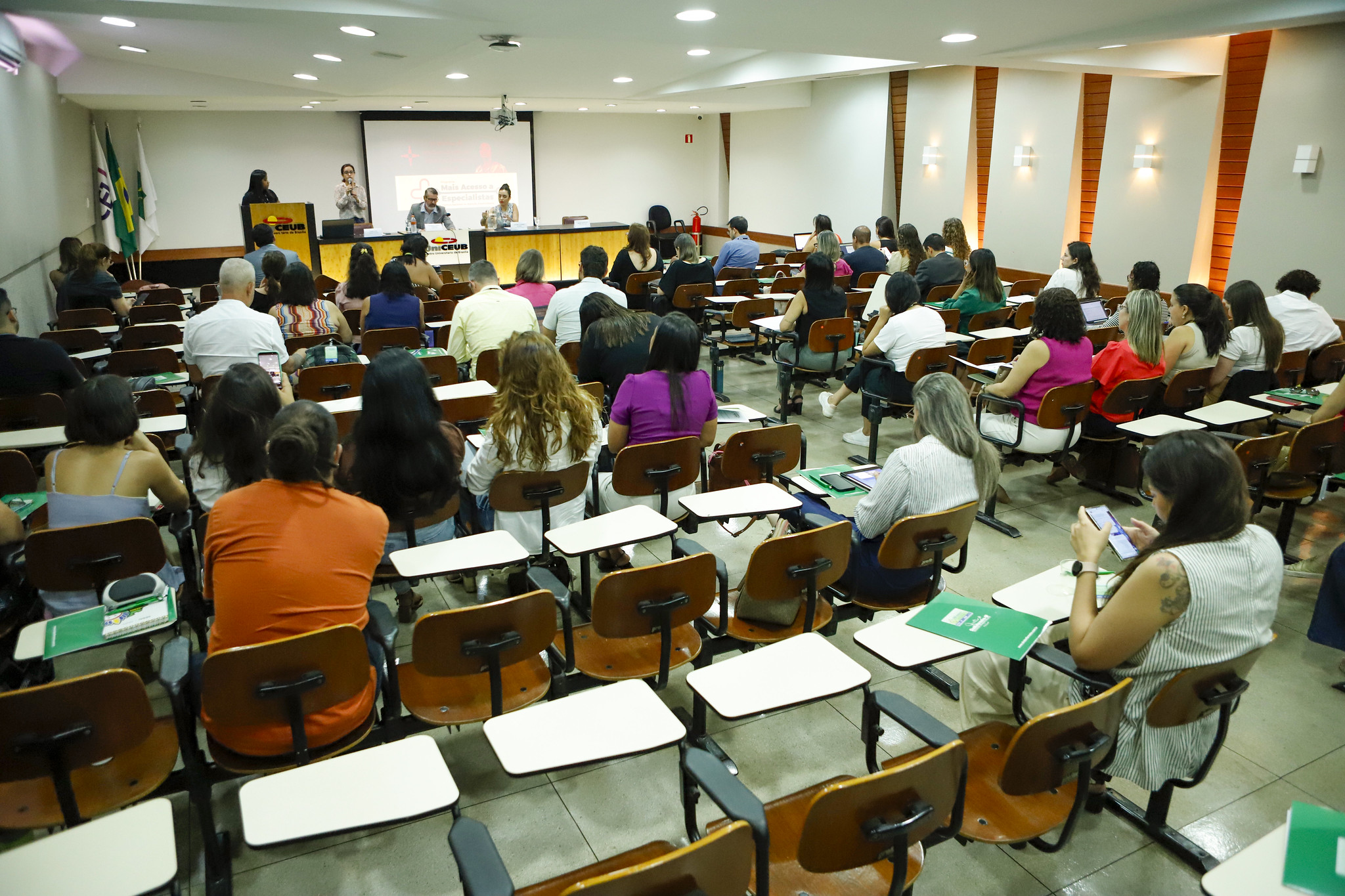 Inicialmente-serao-reorganizados-os-fluxos-de-atendimento-das-especialidades-de-oncologia-oftalmologia-cardiologia-e-otorrinolaringologia-Foto-Jhonatan-Cantarelle-Agencia-Saude-DF DF avança na implementação de programa para agilizar atendimentos na saúde