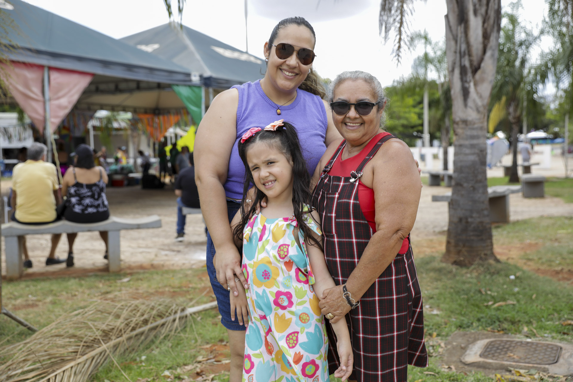 Maria-Pinho-e-familia-do-lar-1_1 Segurança na folia cai nas graças dos turistas que visitam Brasília no Carnaval