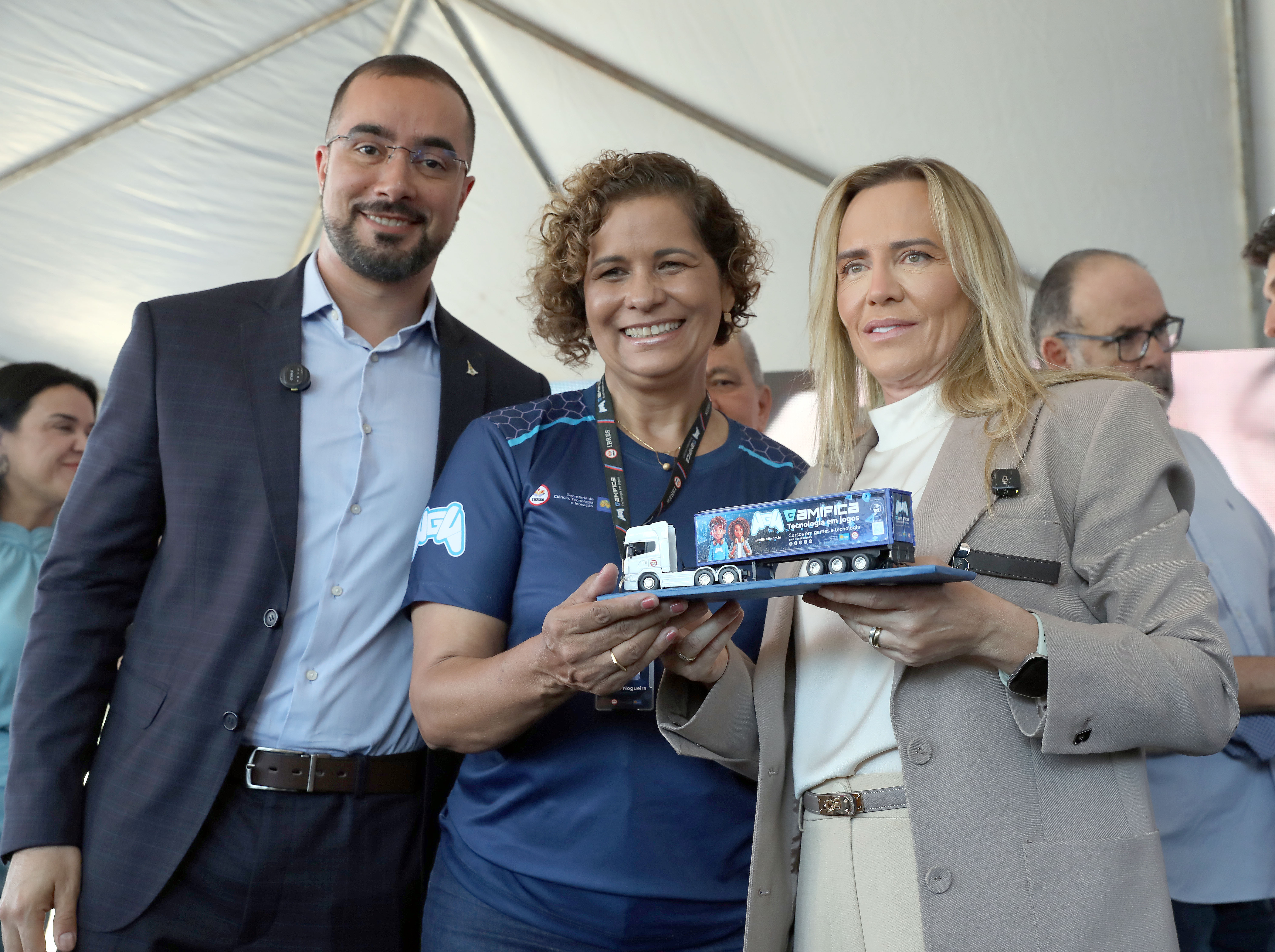 GDF lança carretas do Gamifica e amplia capacidade para 23,5 mil atendimentos em capacitação digital
