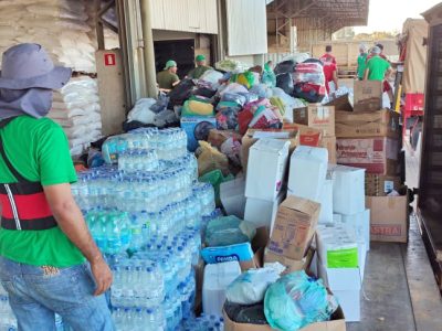 Mais de 30 toneladas de doações são enviadas a agricultores atingidos pelas enchentes no RS