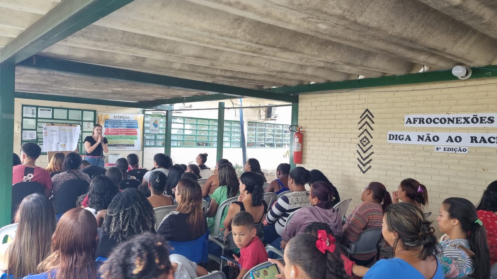 Cras Sobradinho qualifica atendimento com famílias para evitar bloqueios em benefícios