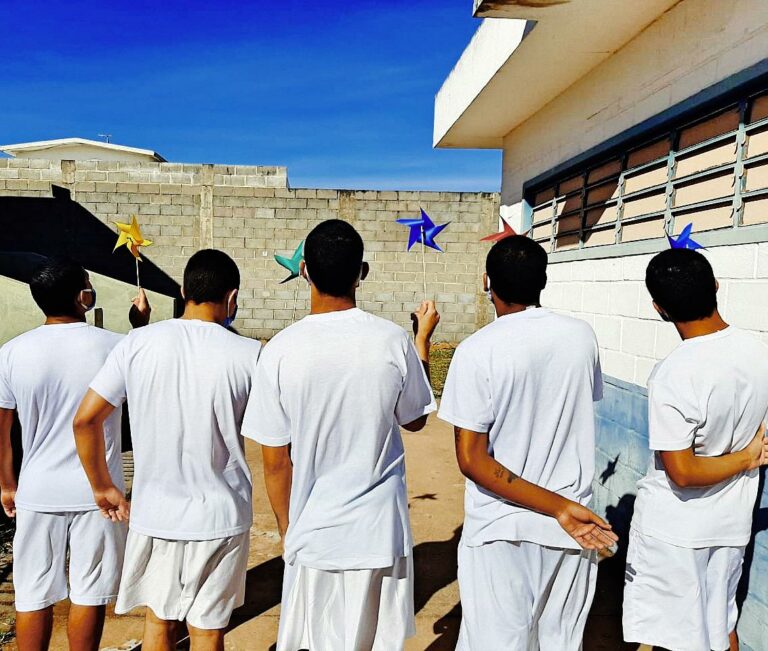 Manual padroniza práticas de atendimento socioeducativo em unidades de semiliberdade do DF