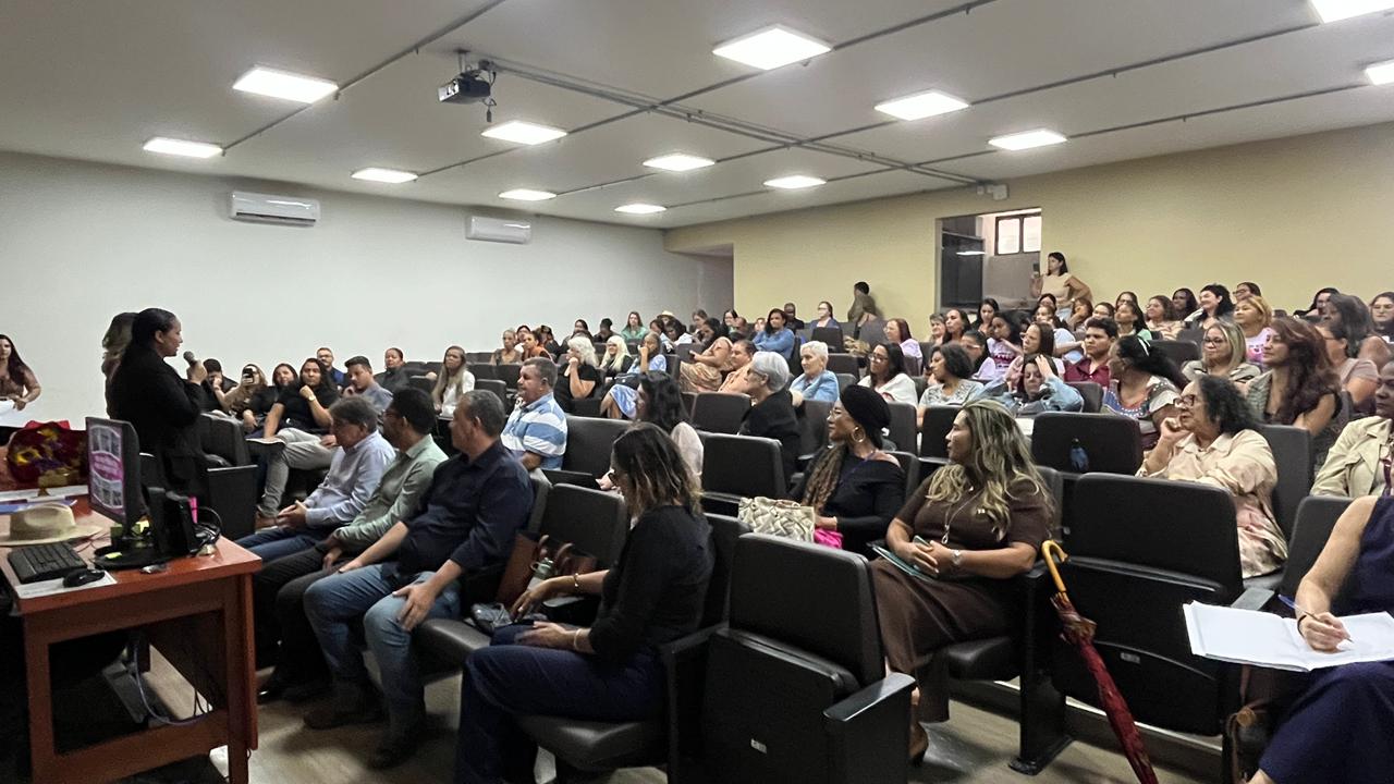 Fórum Distrital Permanente das Mulheres do Campo e do Cerrado debate ações para 2026