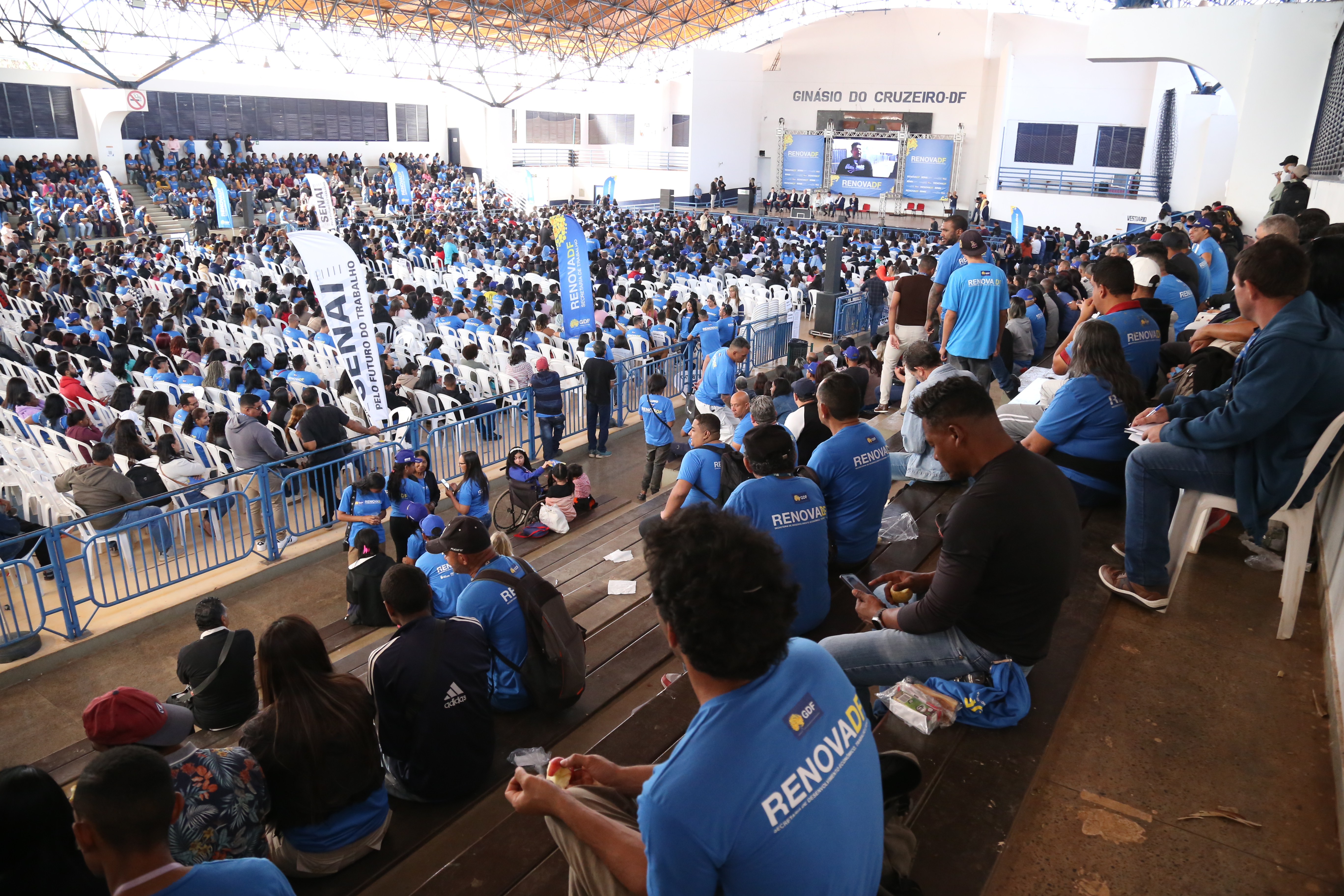 RenovaDF certifica mais de 2 mil alunos no segundo ciclo deste ano