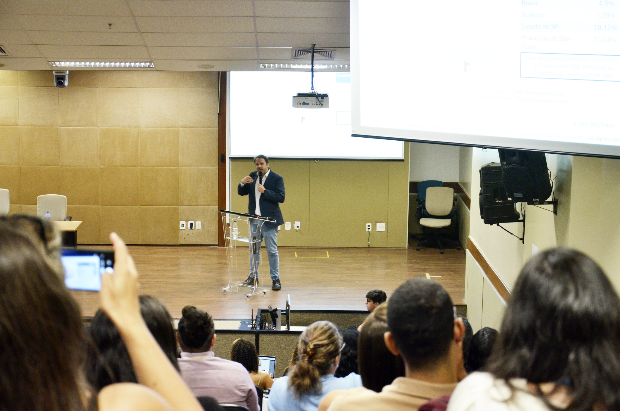 Capacitação sobre covid-19 ajuda a enfrentar desinformação sobre vacinas