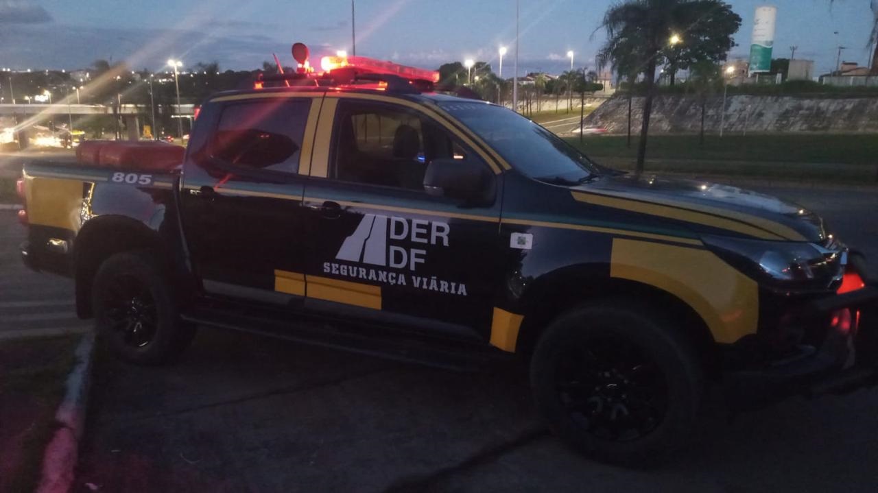 Moto com quase R$ 300 mil em débitos e 819 infrações é retirada de circulação
