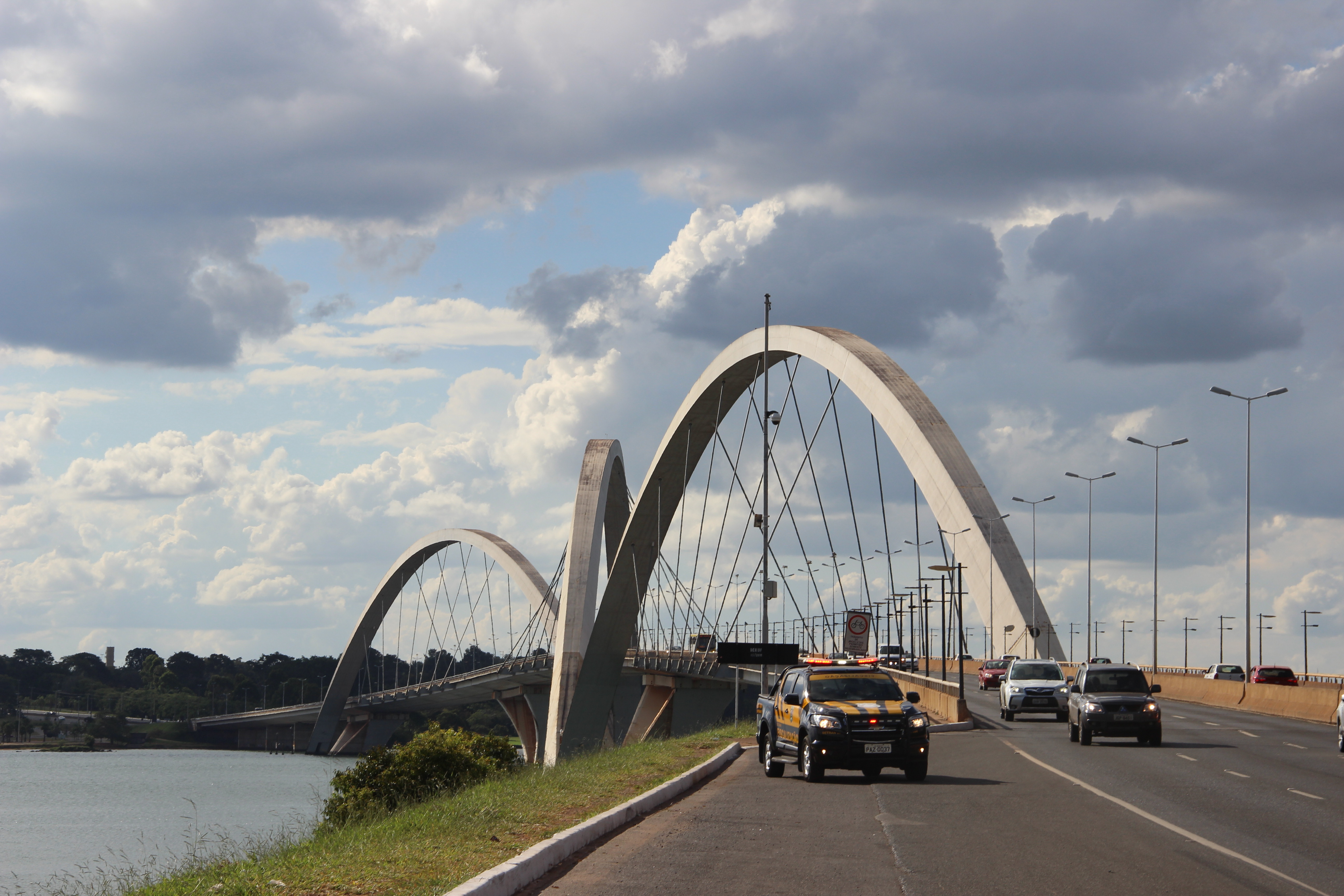 Jogos Escolares alteram o trânsito na Orla da Ponte JK nesta quinta-feira (7)