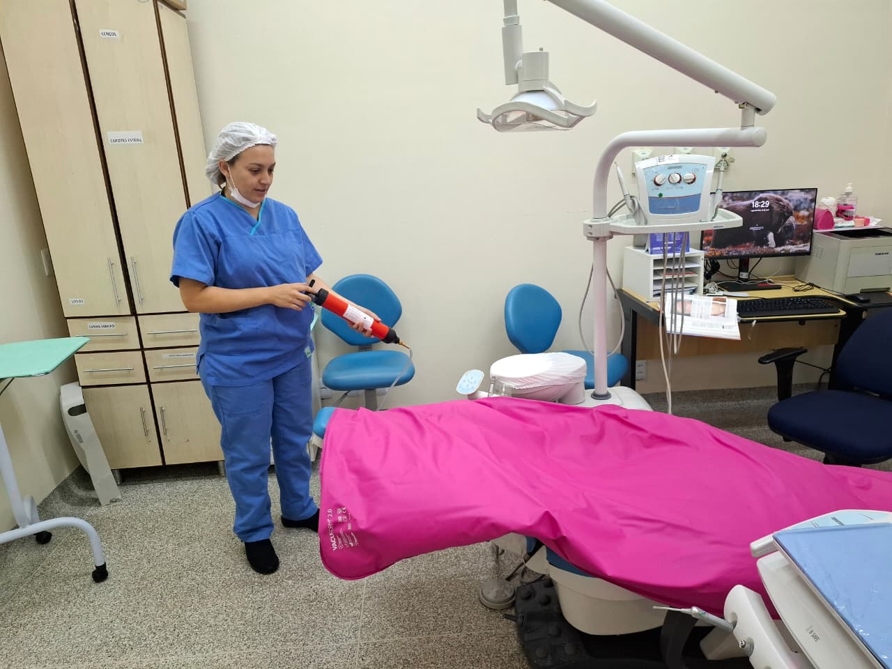 Novo equipamento inova atendimento odontológico no Hospital de Santa Maria&nbsp;
