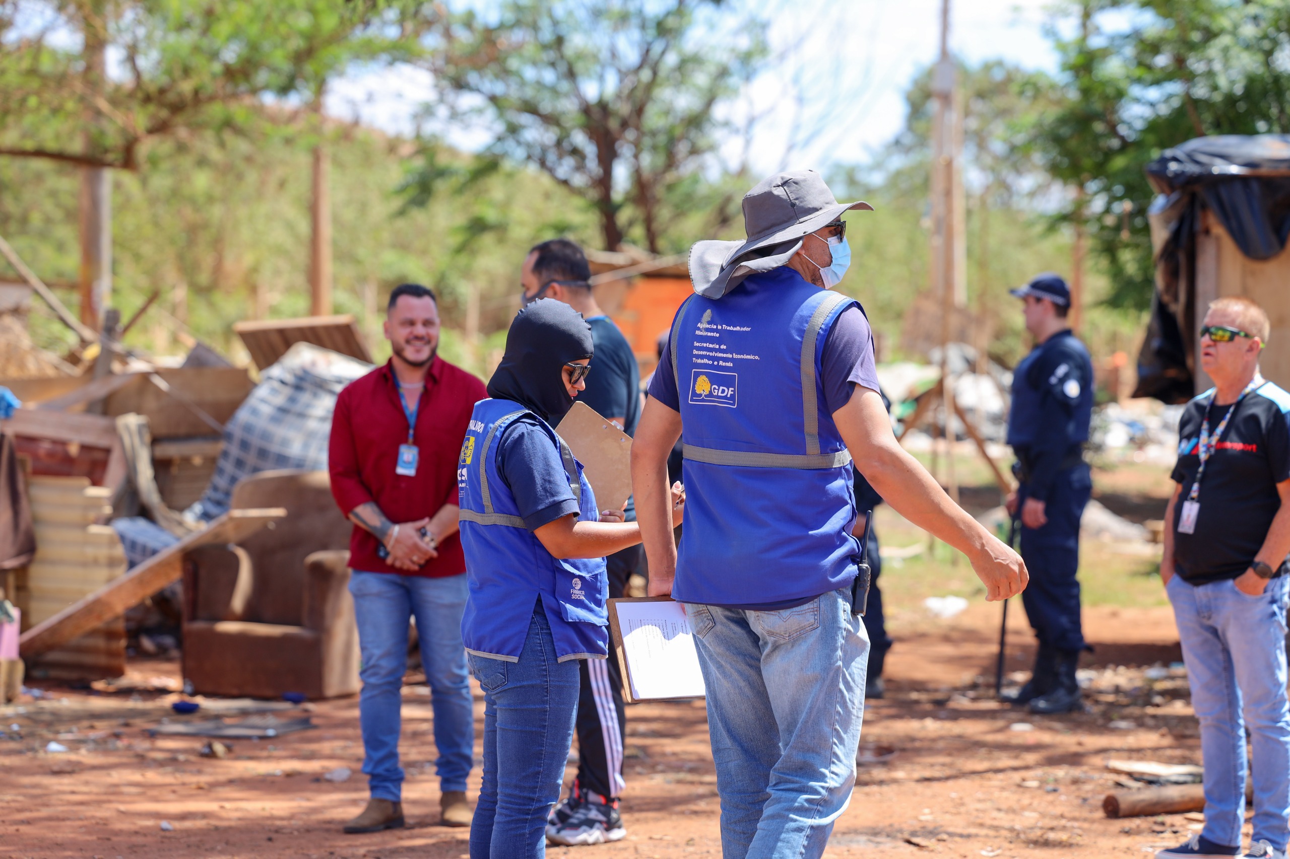 Ação de acolhimento atendeu 43 pessoas em situação de rua no DF na semana passada