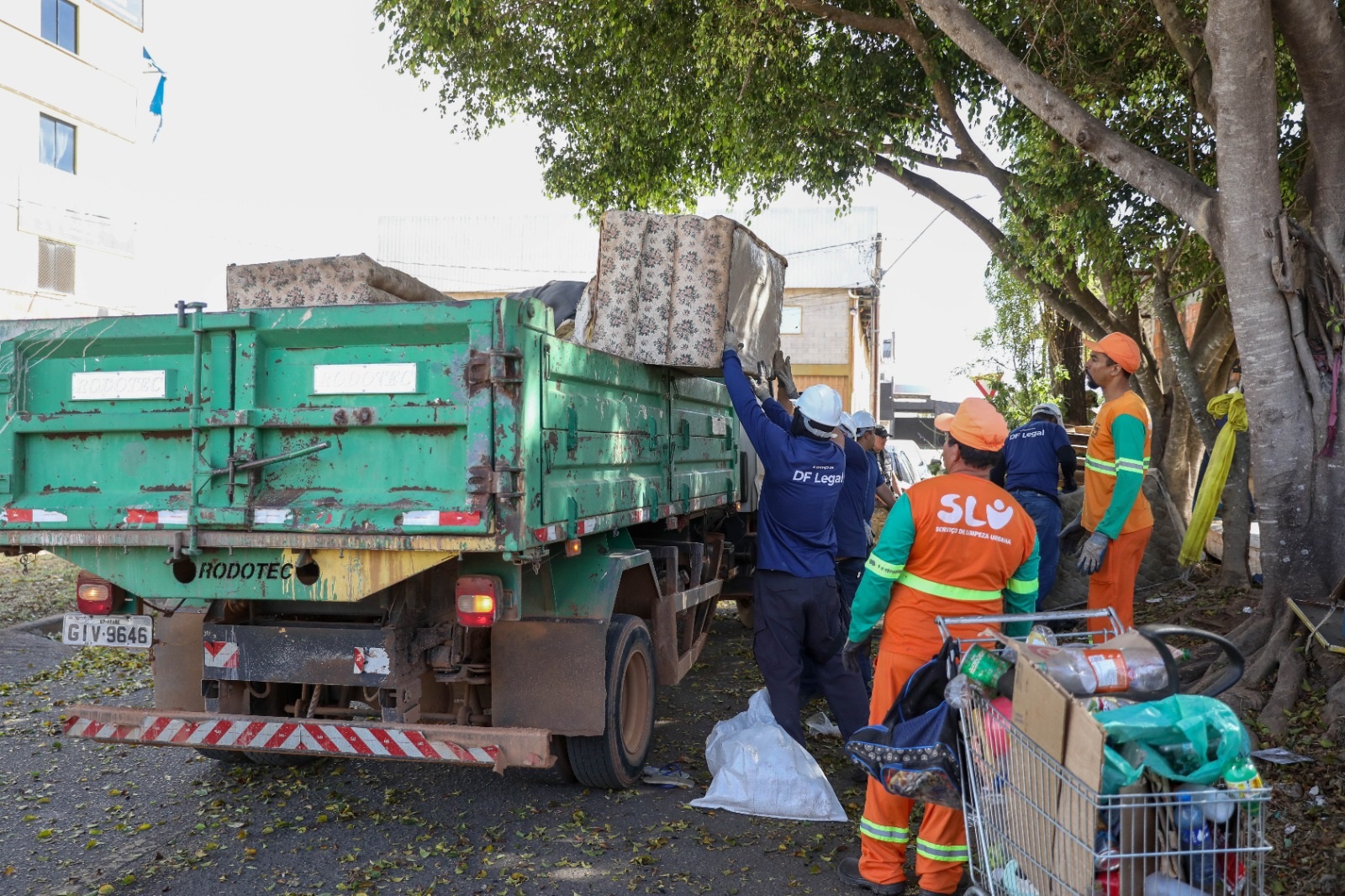 Ação de acolhimento atende 44 pessoas em situação de rua no DF nesta semana