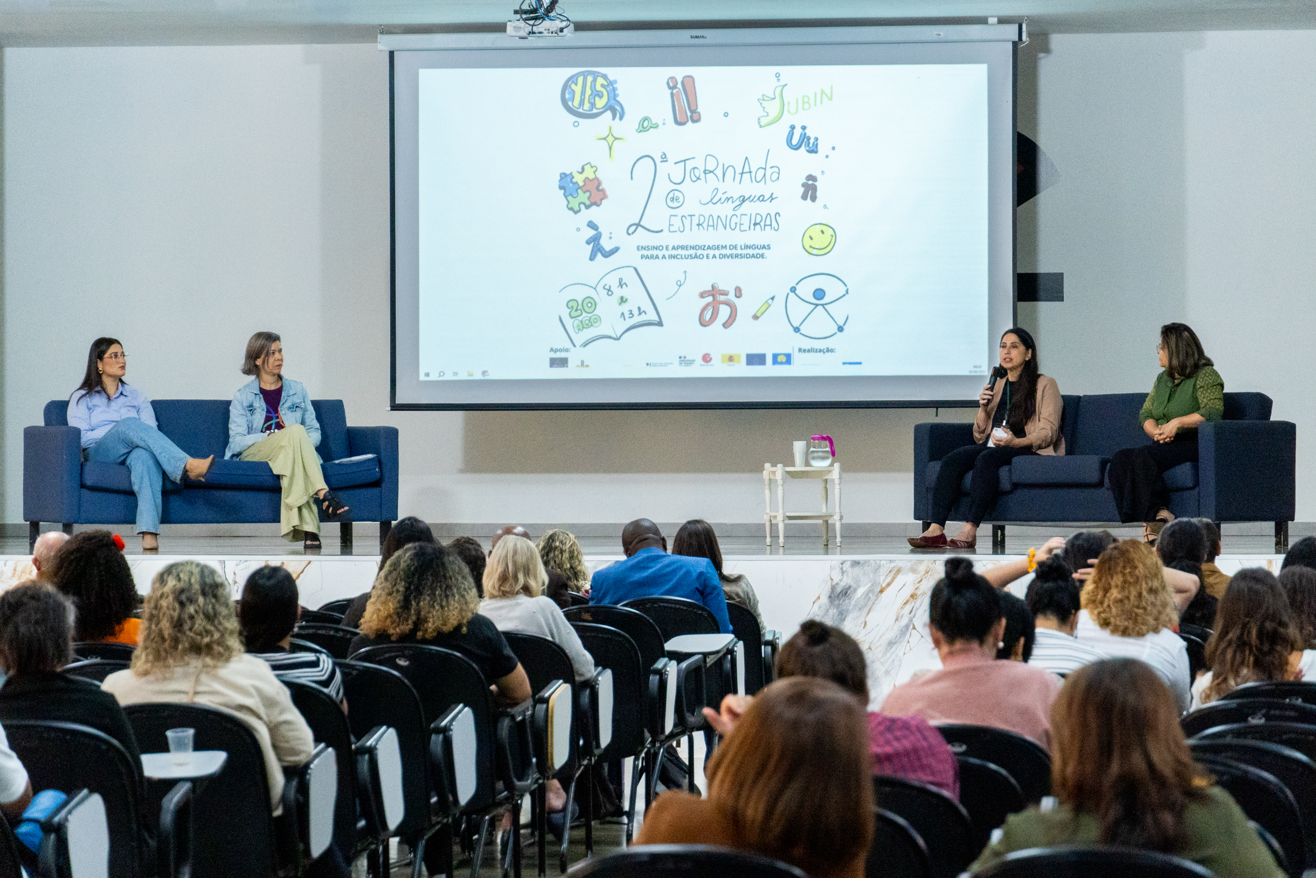 Educação promove 2ª Jornada de Línguas Estrangeiras da rede pública