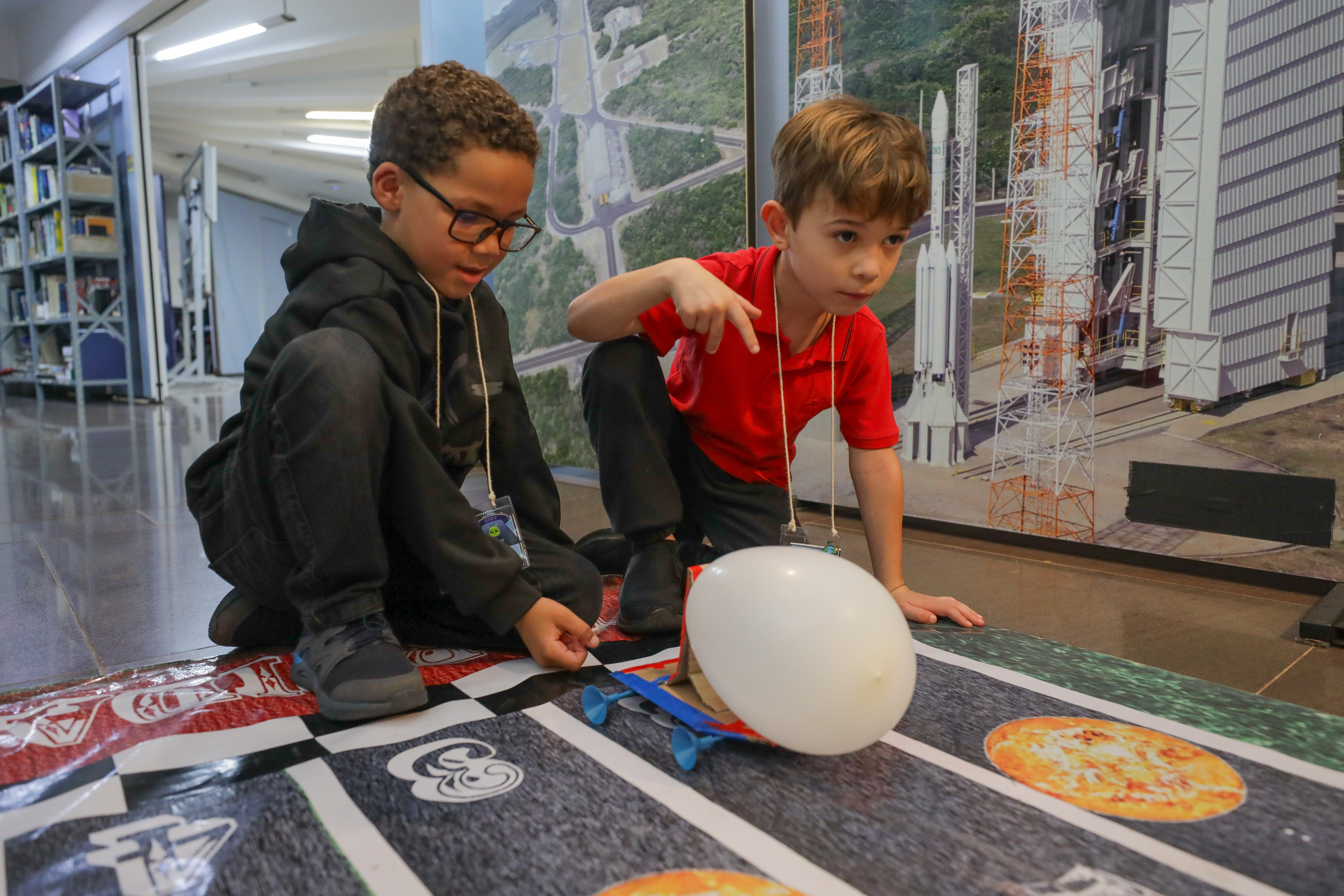 Planetário de Brasília recebe oficinas de ciência e exposição interativa gratuitas