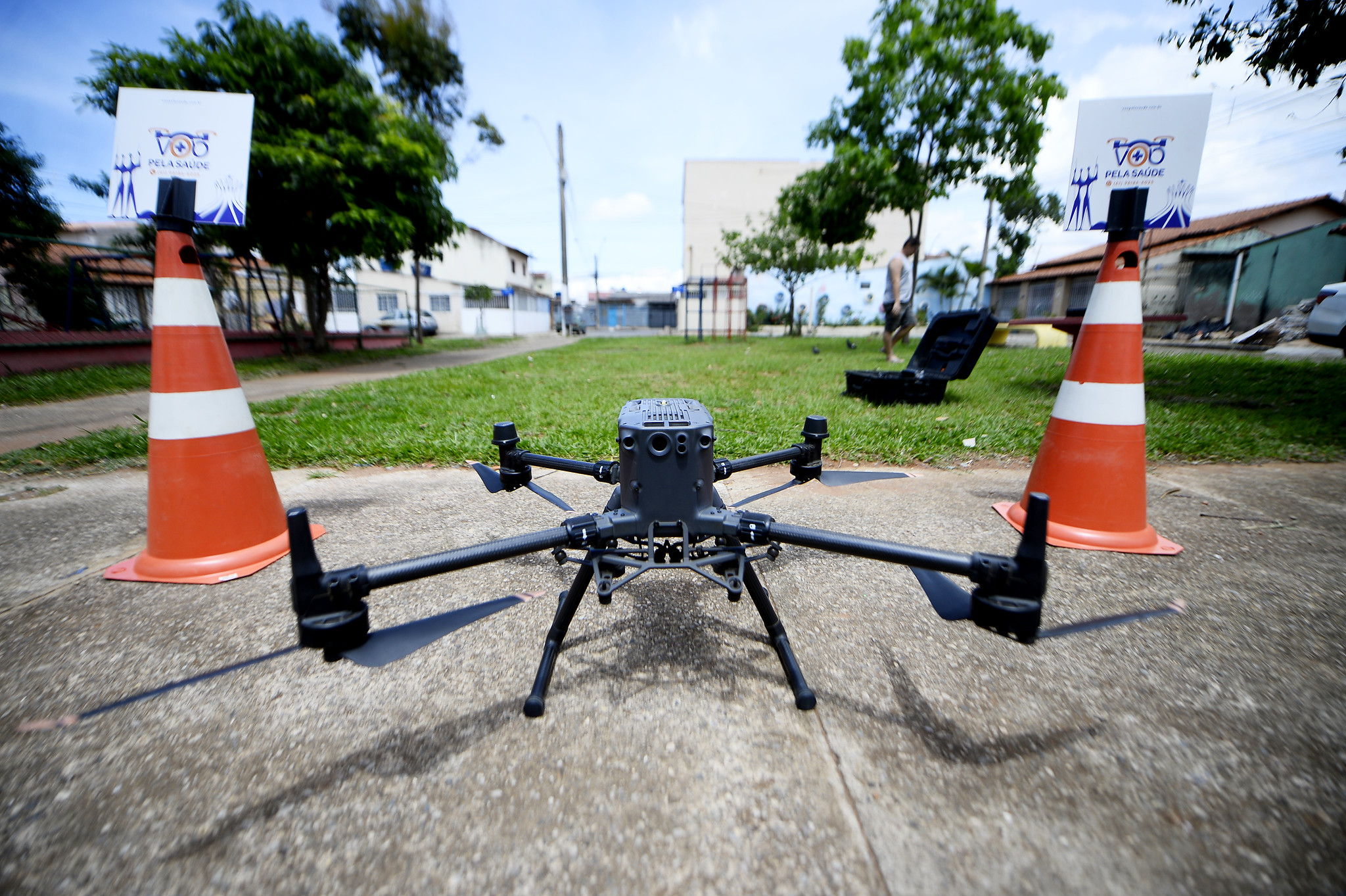 Com uso de drones, Saúde reforça combate ao mosquito da dengue