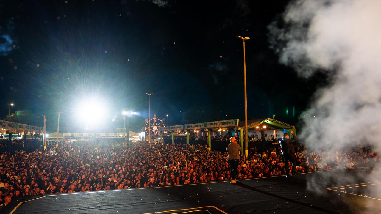 ExpoMix 2025 estreia com casa cheia e noite de grandes atrações em Sobradinho