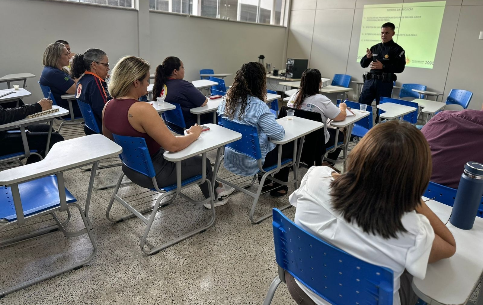 Diretores de unidades de saúde do Recanto das Emas se reúnem com policiais do Provid