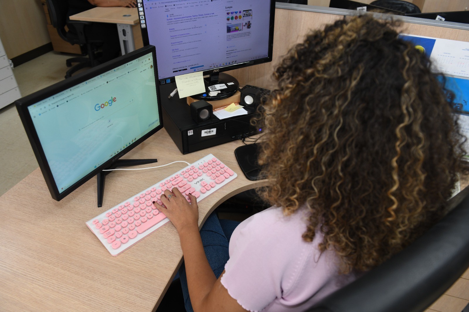 Escolas públicas do DF recebem projeto sobre o uso consciente e seguro da internet
