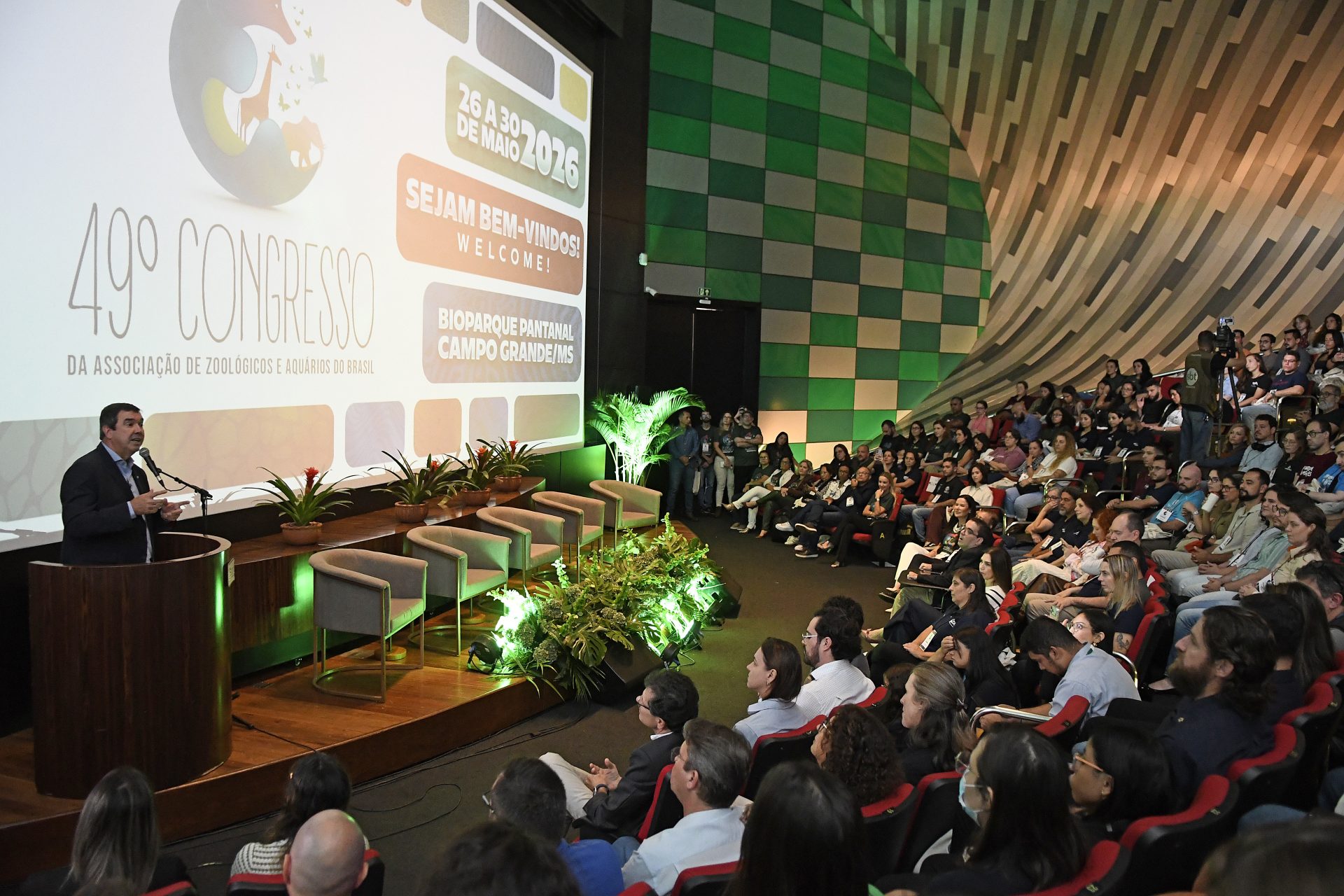 Congresso da Associação de Zoológicos e Aquários do Brasil reúne representantes do Zoo de Brasília