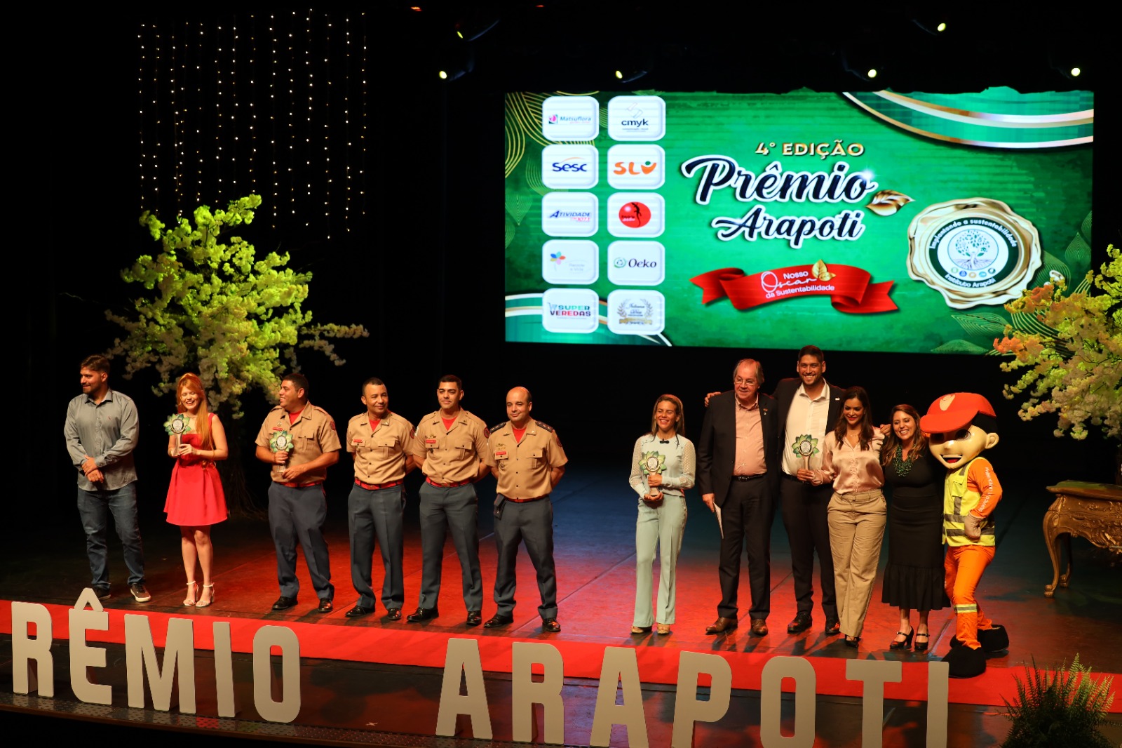 SLU vence prêmio Arapoti na categoria Excelência no Setor Público