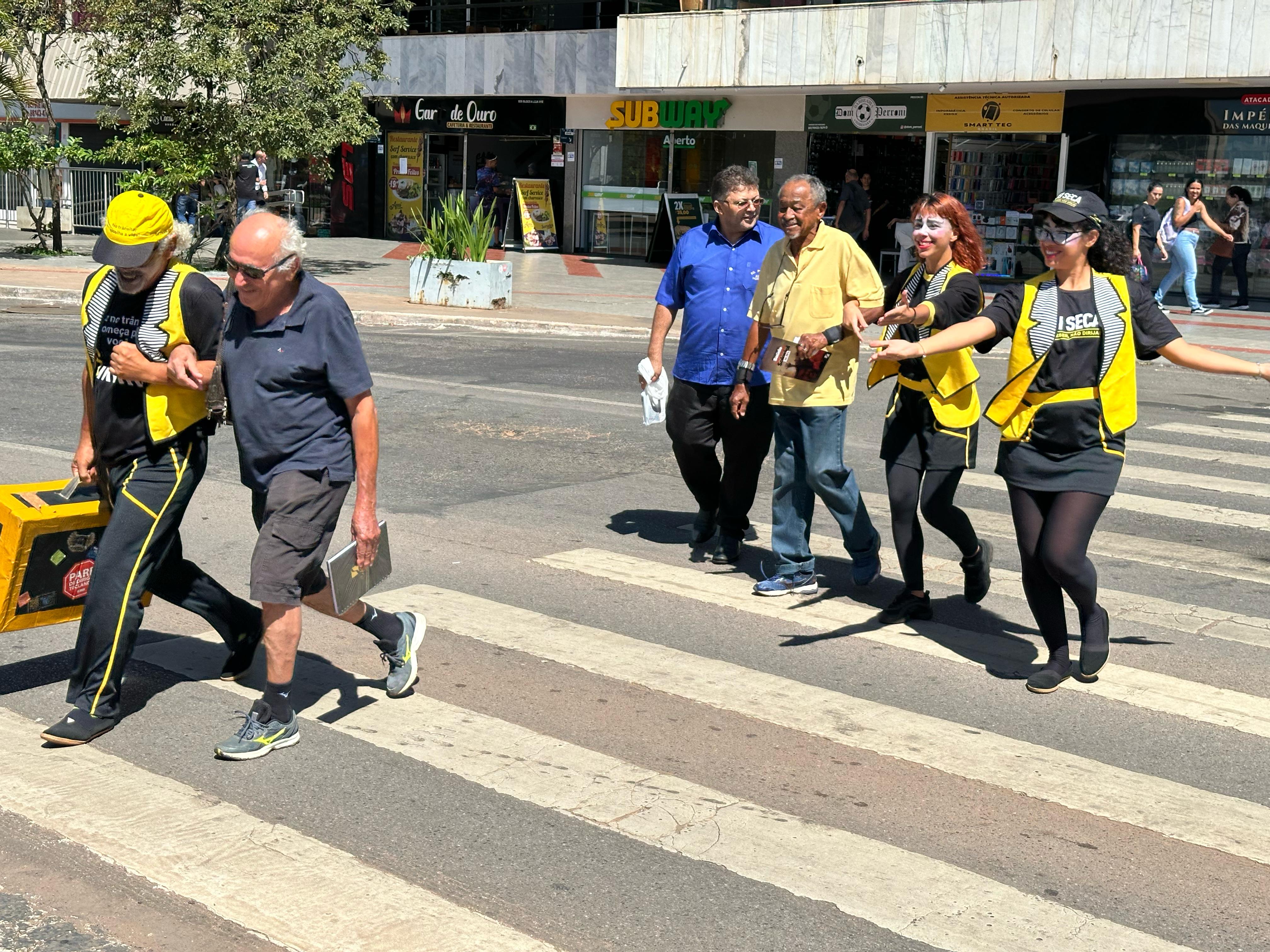 Brasília comemora 29 anos de respeito ao pedestre na faixa