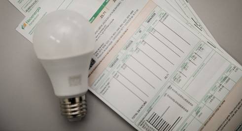 Saiba como economizar energia e evitar o aumento no valor da conta