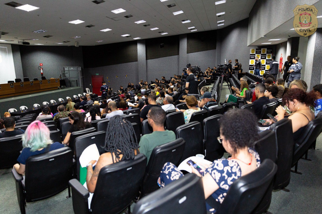 PCDF devolve 430 celulares a proprietários e lança serviço de consulta de aparelhos