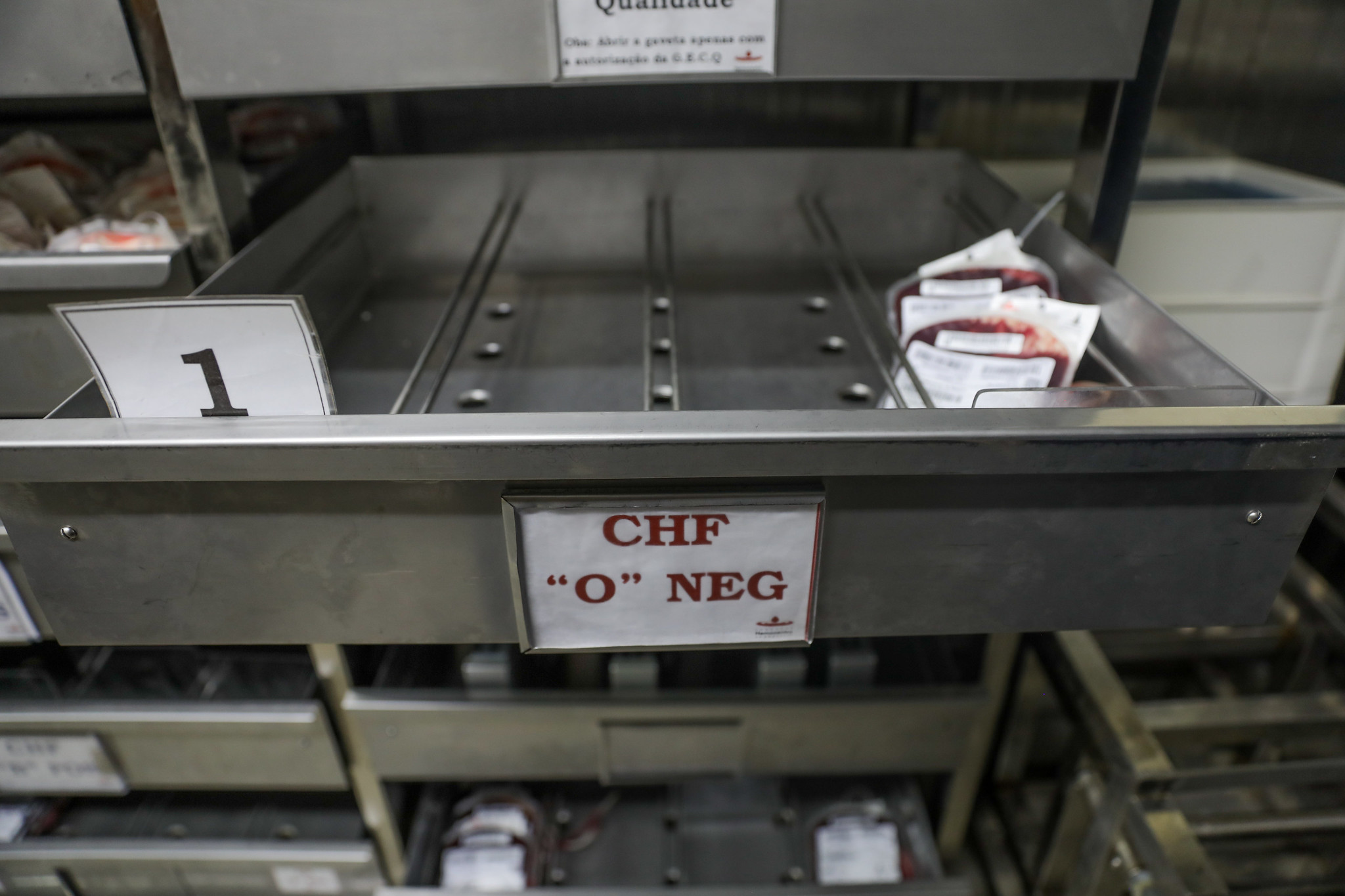 Hemocentro adota senha preferencial até o dia 23 para doadores de sangue O negativo