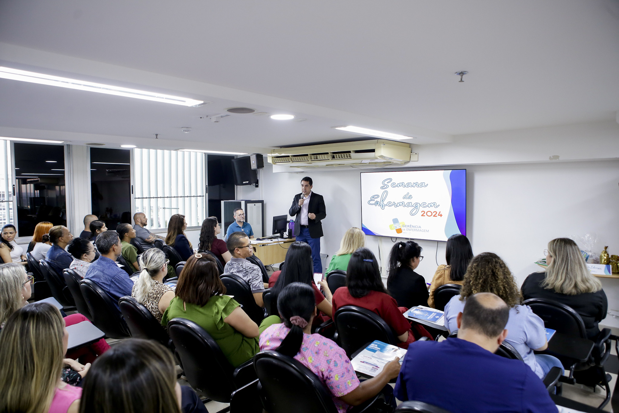 Semana da Enfermagem promove palestras e dinâmicas aos profissionais do Hospital de Base