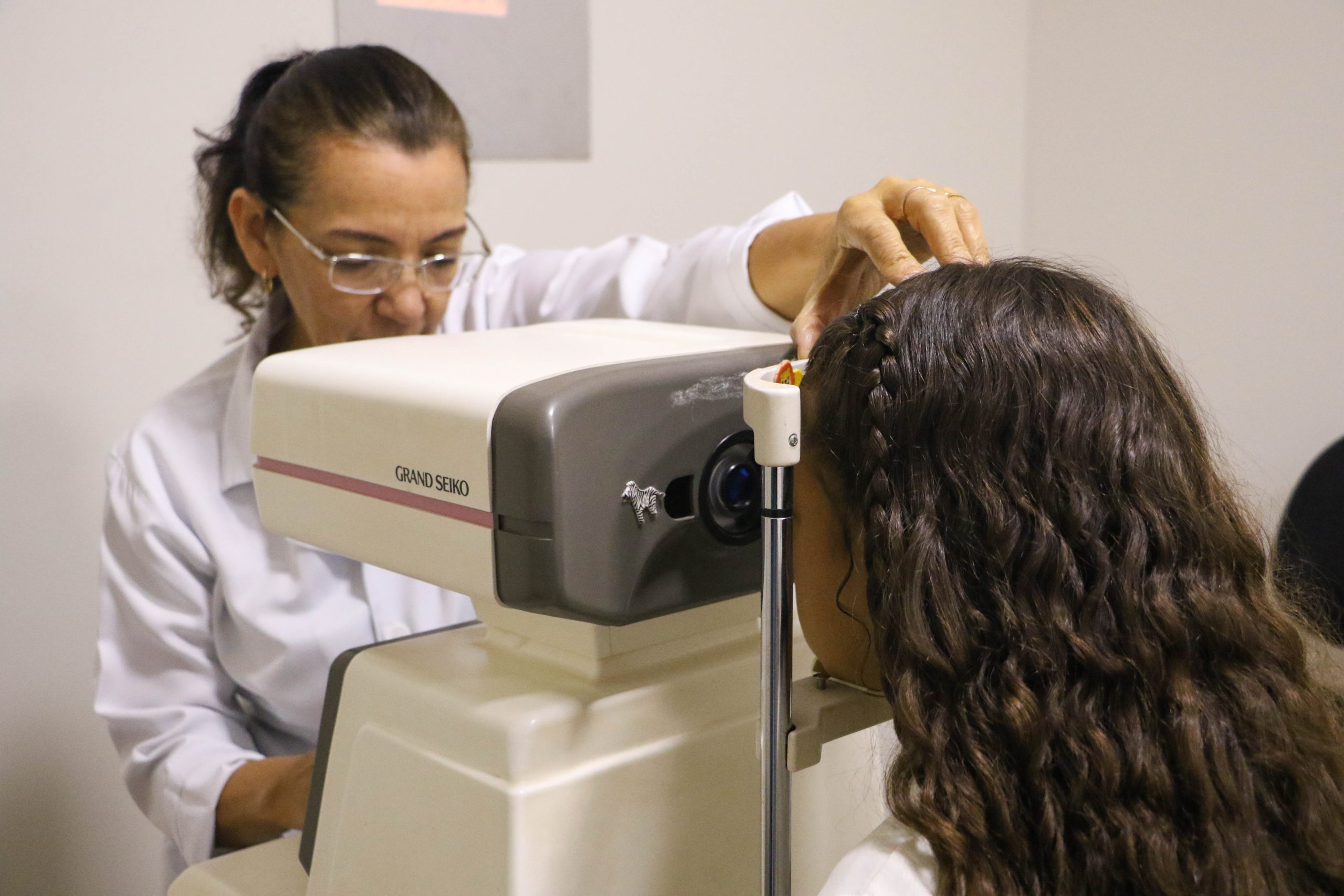 Projeto vai oferecer exame de vista e óculos a alunos da rede pública do DF