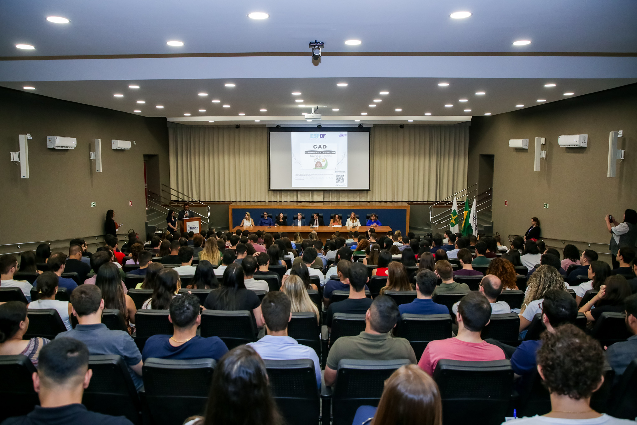 Programas realizam acolhimento para residentes de medicina