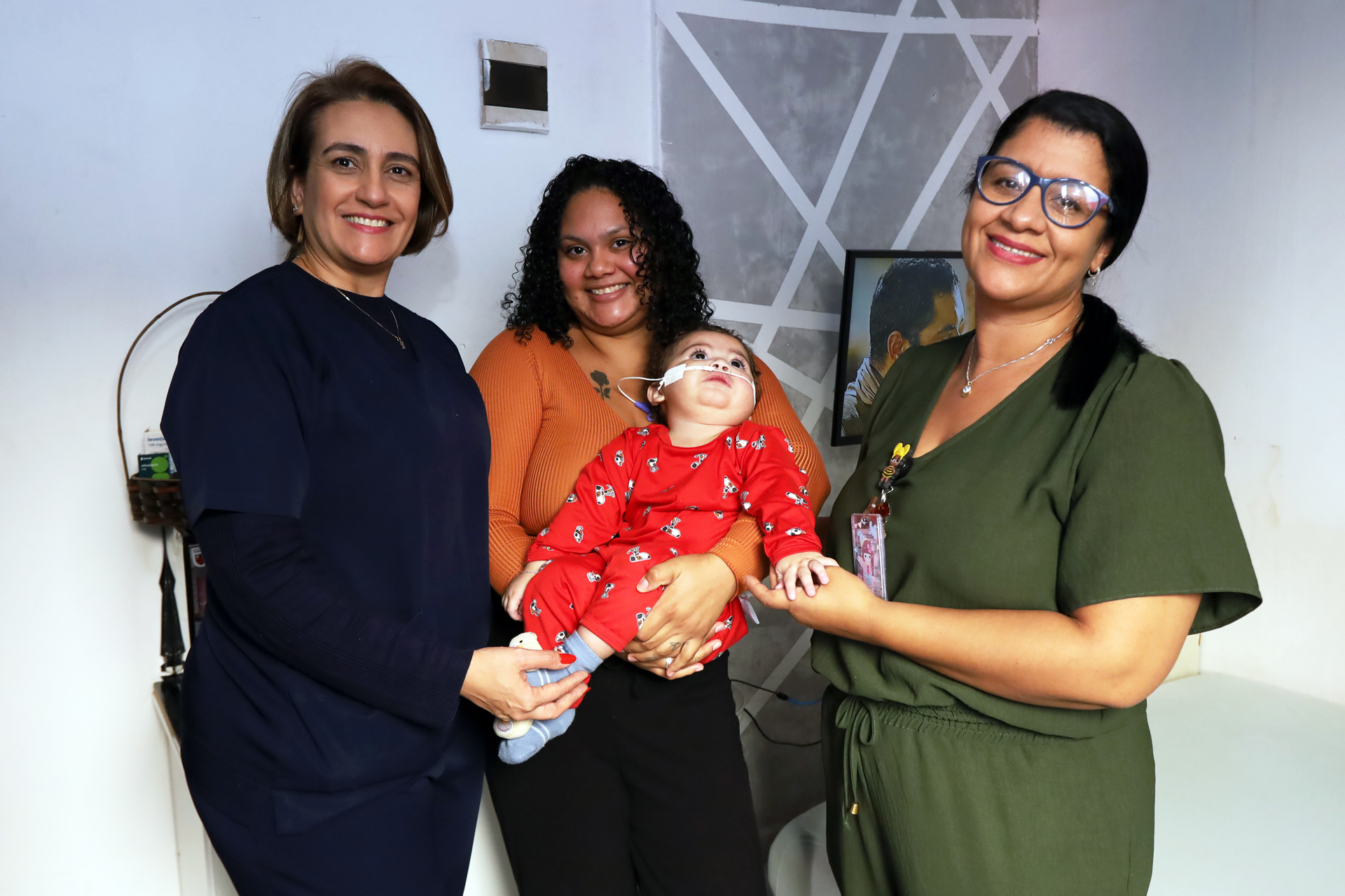Atenção domiciliar de equipe multidisciplinar do Hospital Regional de Ceilândia transforma a vida de famílias