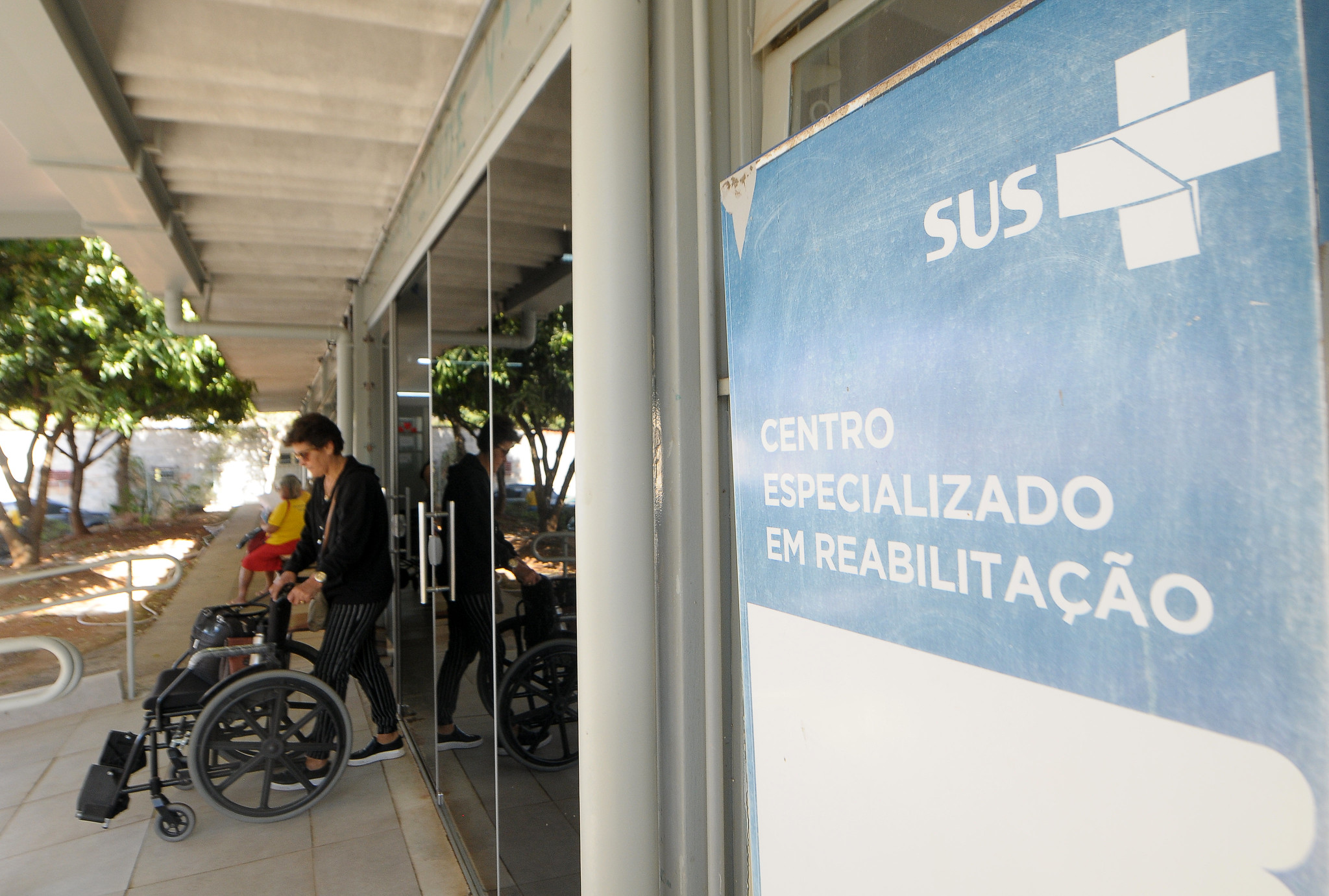 Rede pública de saúde do DF fortalece apoio a pacientes ostomizados