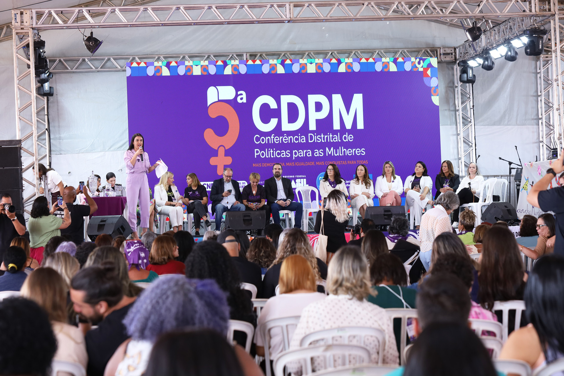 Saúde marca presença na 5ª Conferência Distrital de Políticas para Mulheres