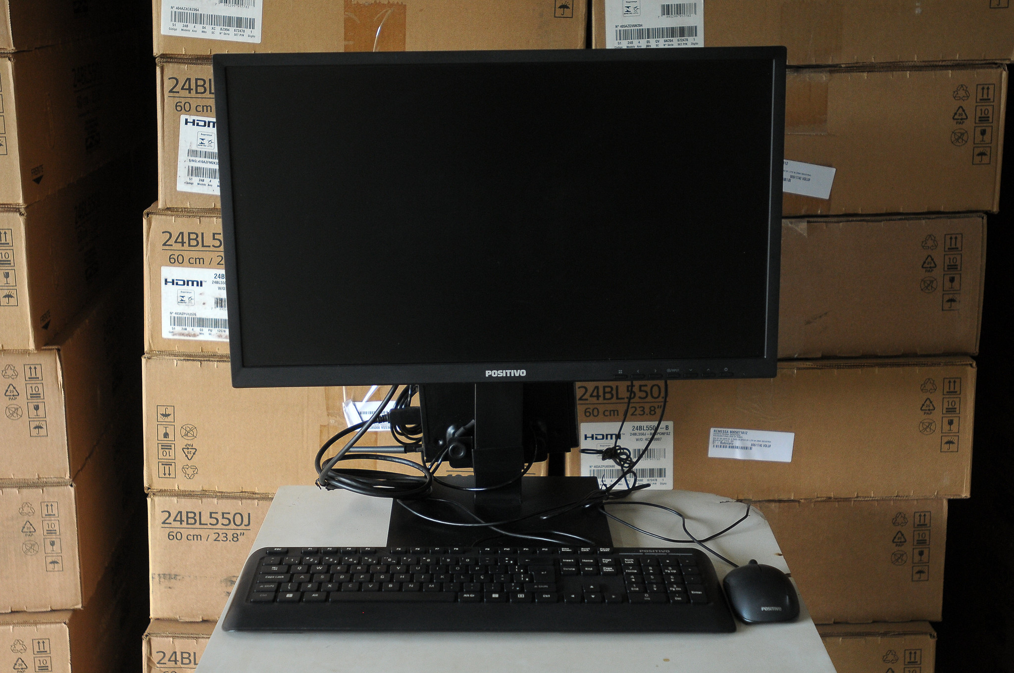 Rede pública de saúde ganha mais de 500 computadores para agilizar atendimentos