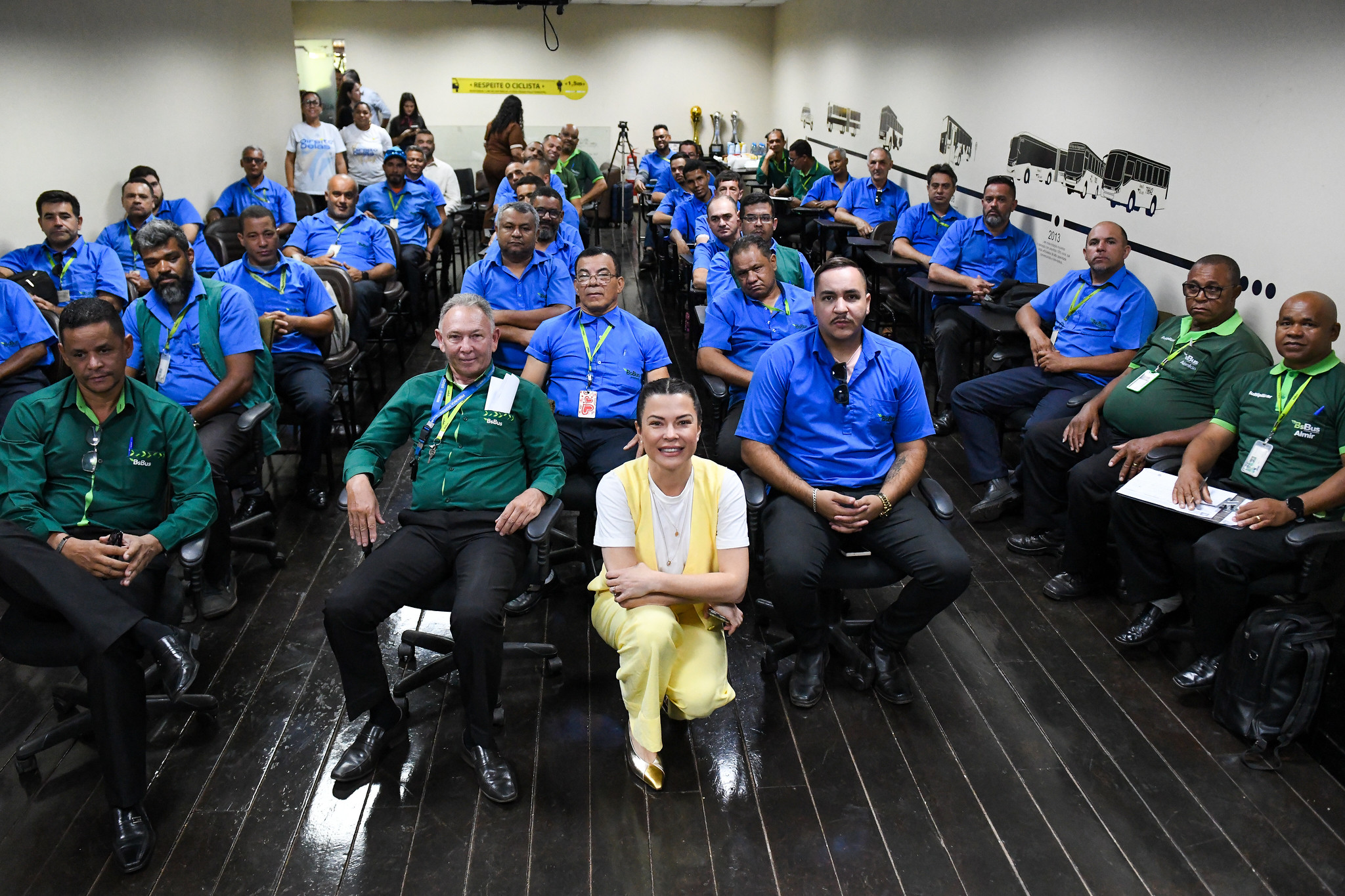 Projeto Conversa com Eles conscientiza motoristas e cobradores de ônibus sobre violência contra a mulher