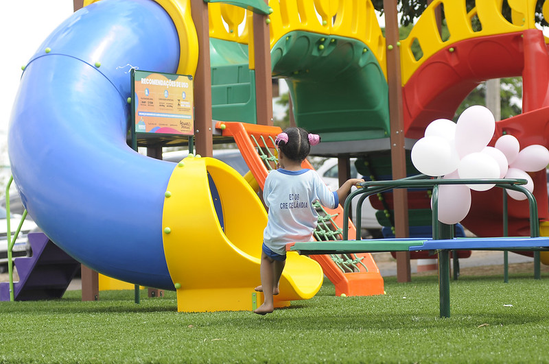 Unidades da rede de Saúde ganham parquinhos na Semana da Criança