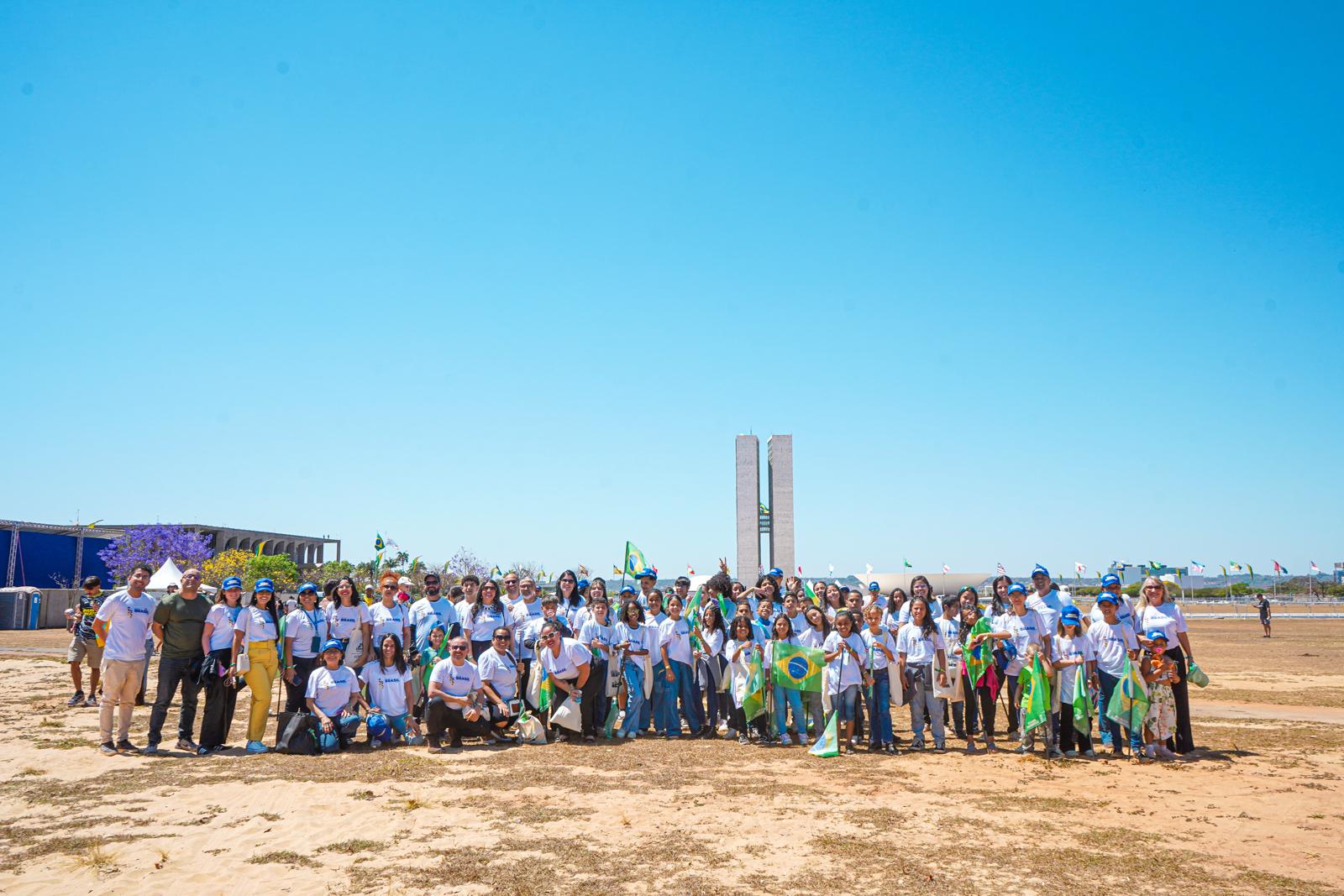 Projeto ‘Conheça o Brasil: Cívico’ leva alunos da rede pública para assistir ao desfile de 7 de Setembro em Brasília