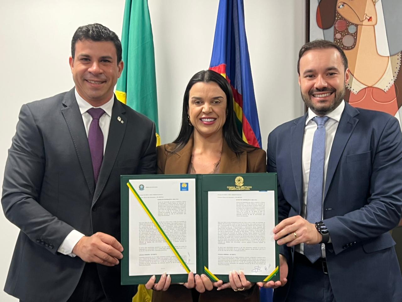 Acordo de Cooperação Técnica reserva vagas de emprego para mulheres vítimas de violência