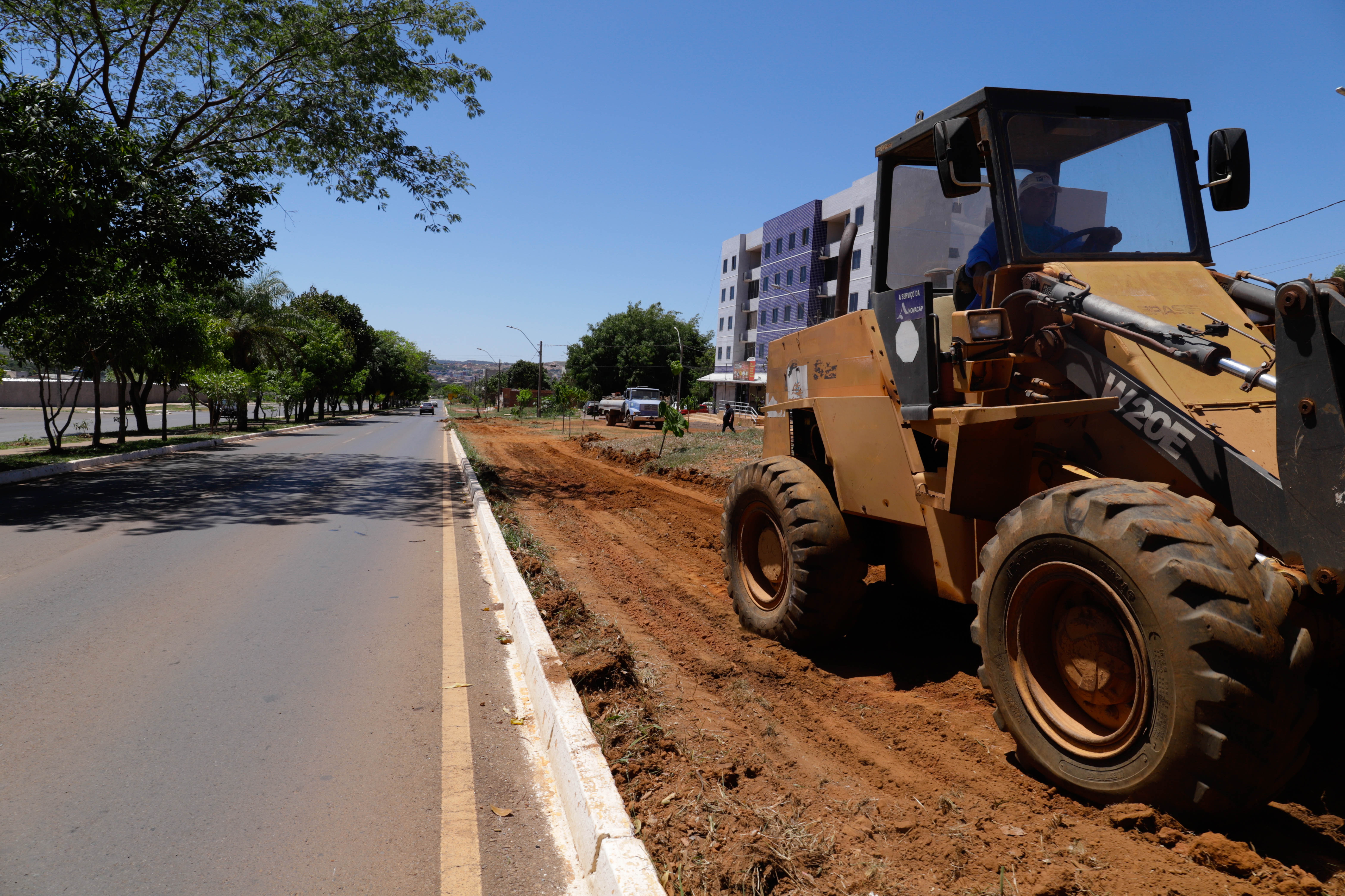 Aberta licitação para reconstrução de calçadas no Jardim Botânico e em São Sebastião