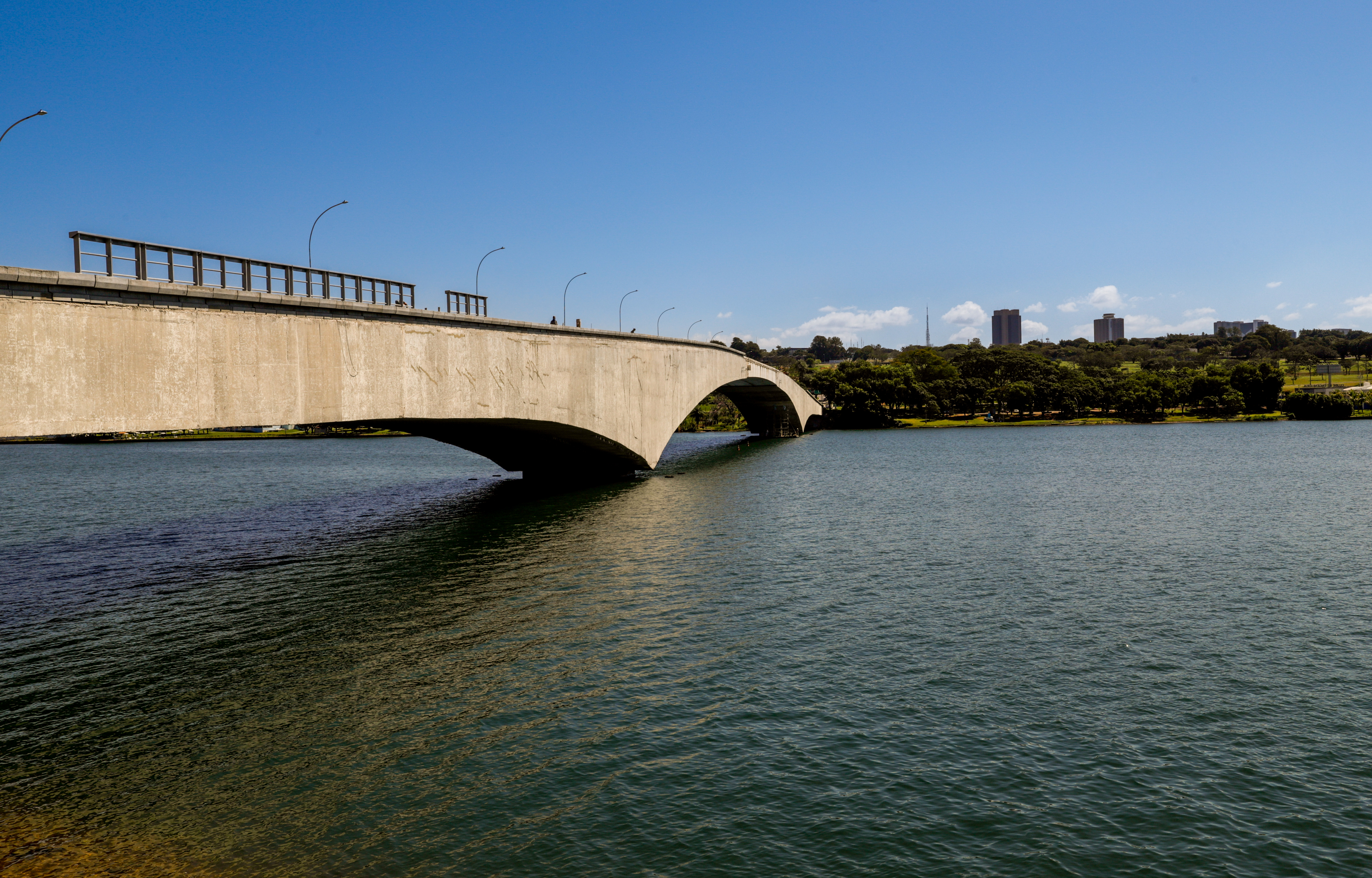 Serviços na Ponte Honestino Guimarães ocorrem na próxima semana