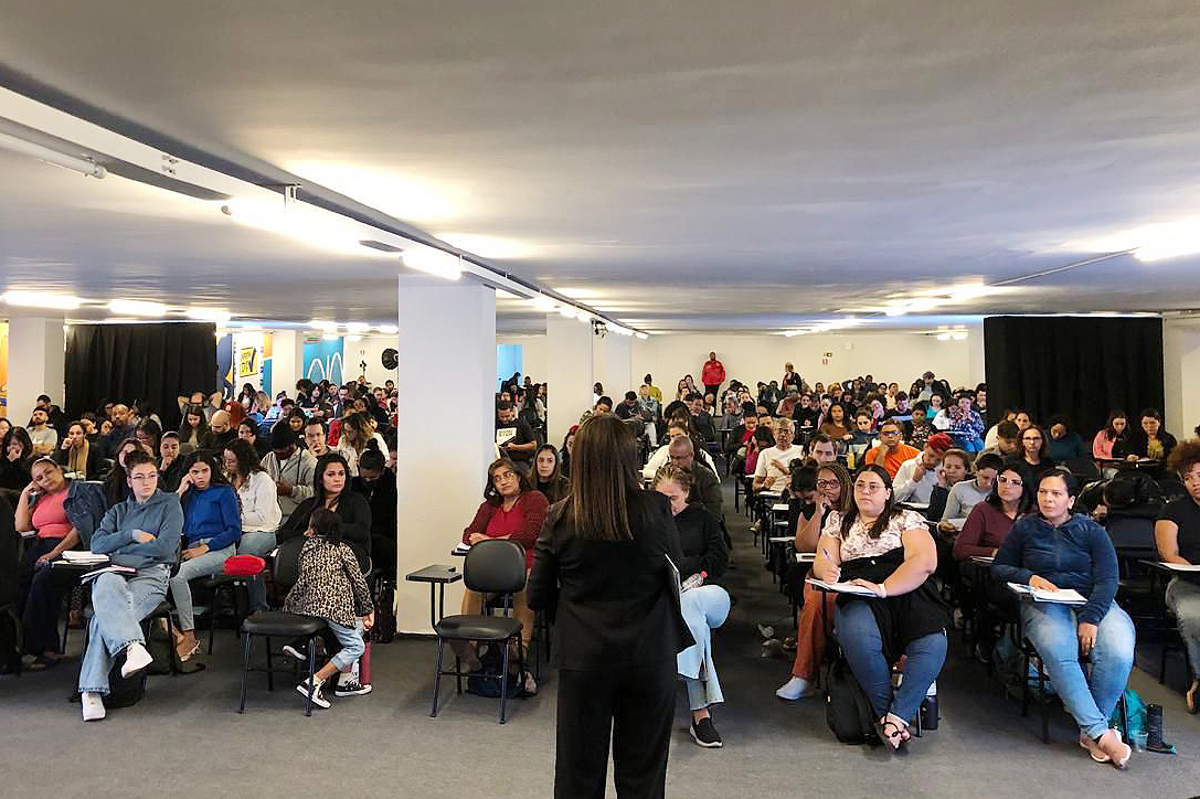 Aprova DF inicia quarto ciclo e já ultrapassa 150 mil atendimentos com aulas gratuitas para concurseiros