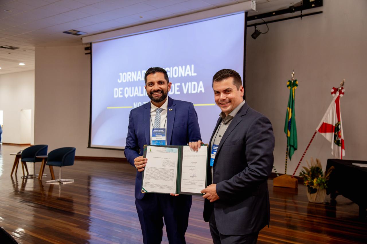 GDF firma acordo para fortalecer políticas de qualidade de vida no trabalho durante encontro regional