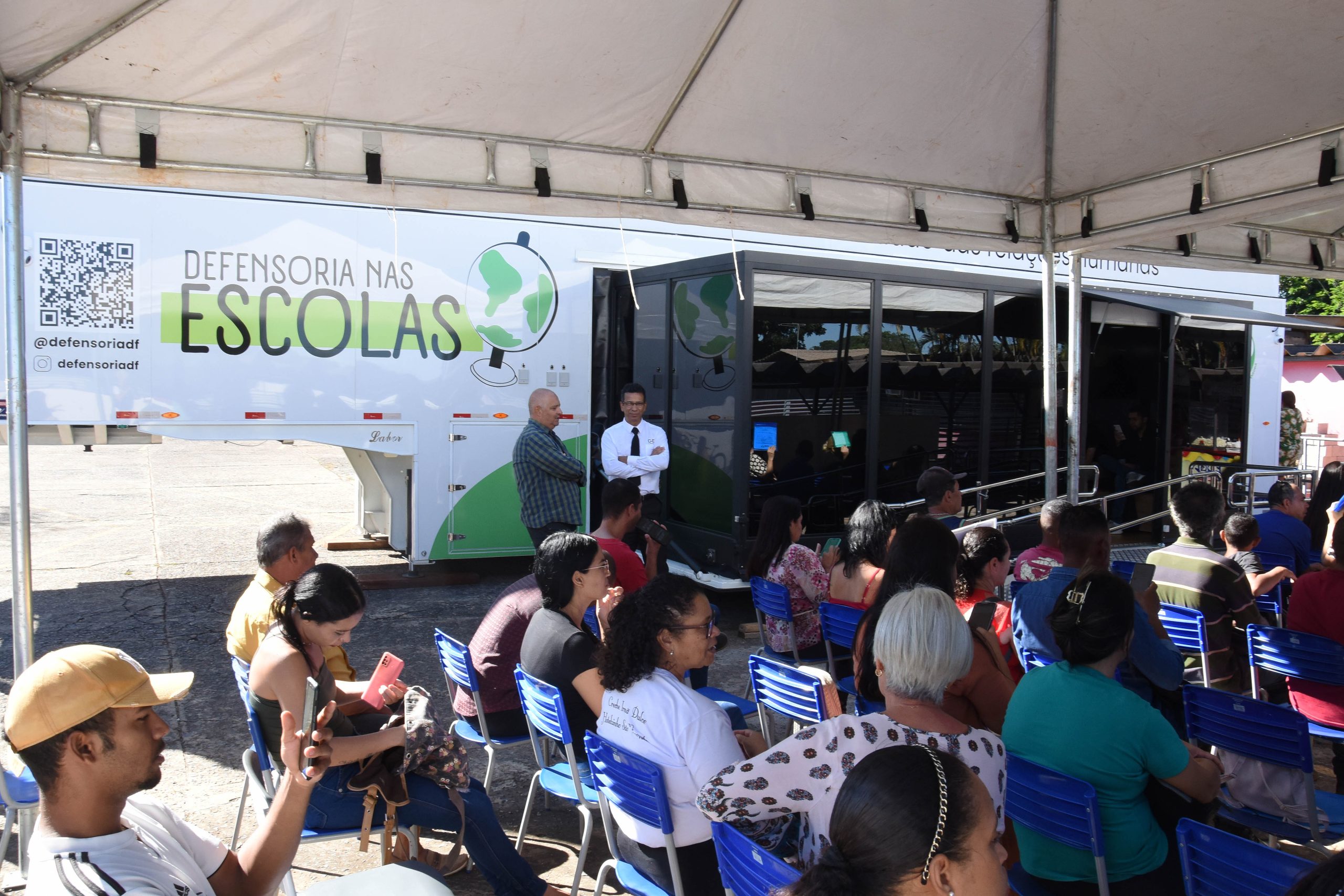 Escola de Planaltina é a primeira a receber projeto itinerante da Defensoria Pública