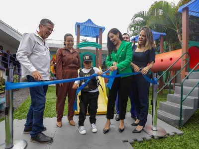 Novo espaço de lazer do Hmib recebe playground doado pela campanha Vem Brincar Comigo