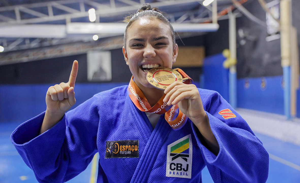 Com apoio do GDF, Nicole Marques, atleta de Taguatinga, se torna primeira brasiliense campeã mundial júnior de judô