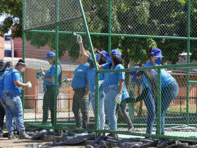 Alunos do RenovaDF recuperam equipamentos públicos em Samambaia