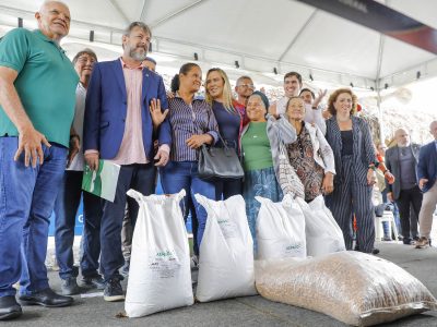 Governo inicia distribuição de kits de sementes a agricultores familiares do DF